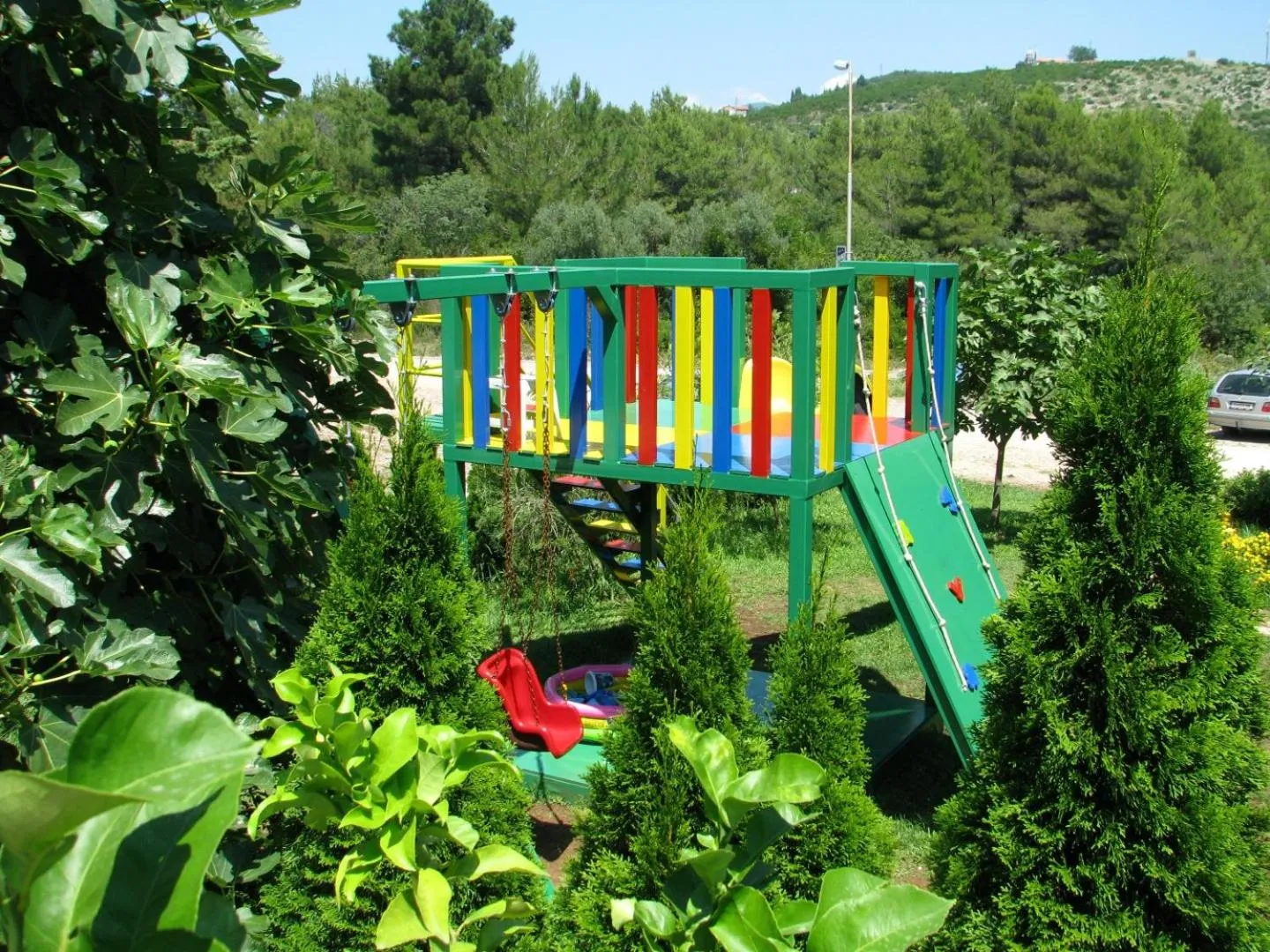 Children play ground in Maki Apartments - Plavi Horizonti Beach