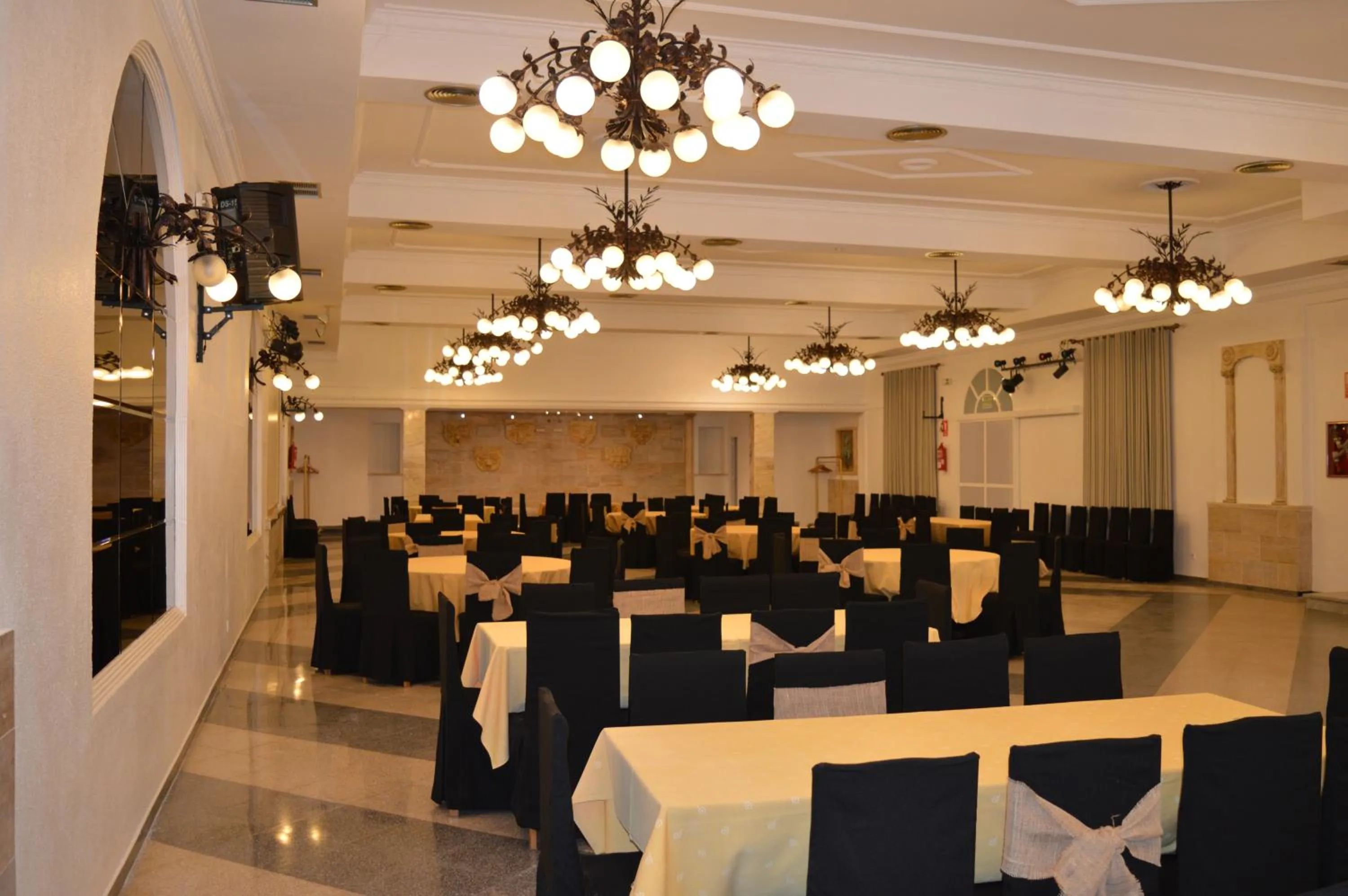 Banquet/Function facilities in Nuevo Hotel Capitolio