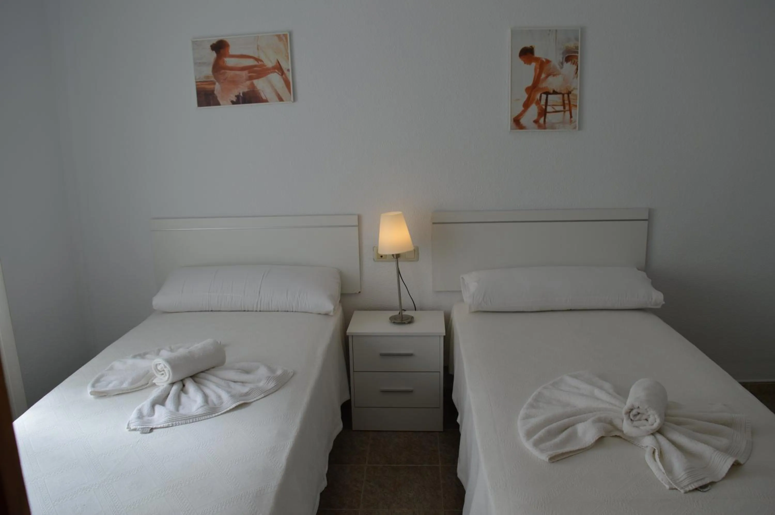 Photo of the whole room, Bed in Nuevo Hotel Capitolio