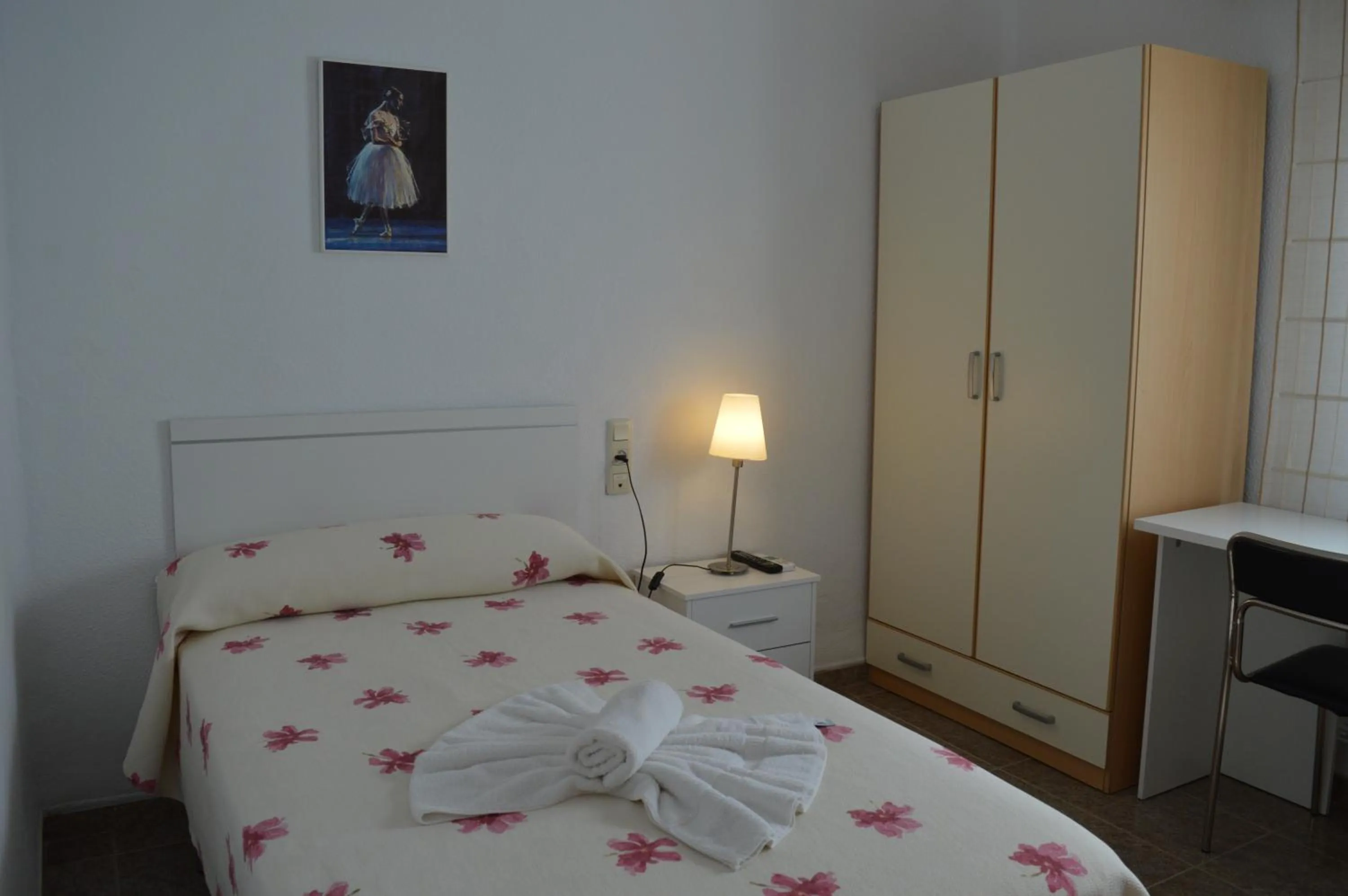 Bed in Nuevo Hotel Capitolio