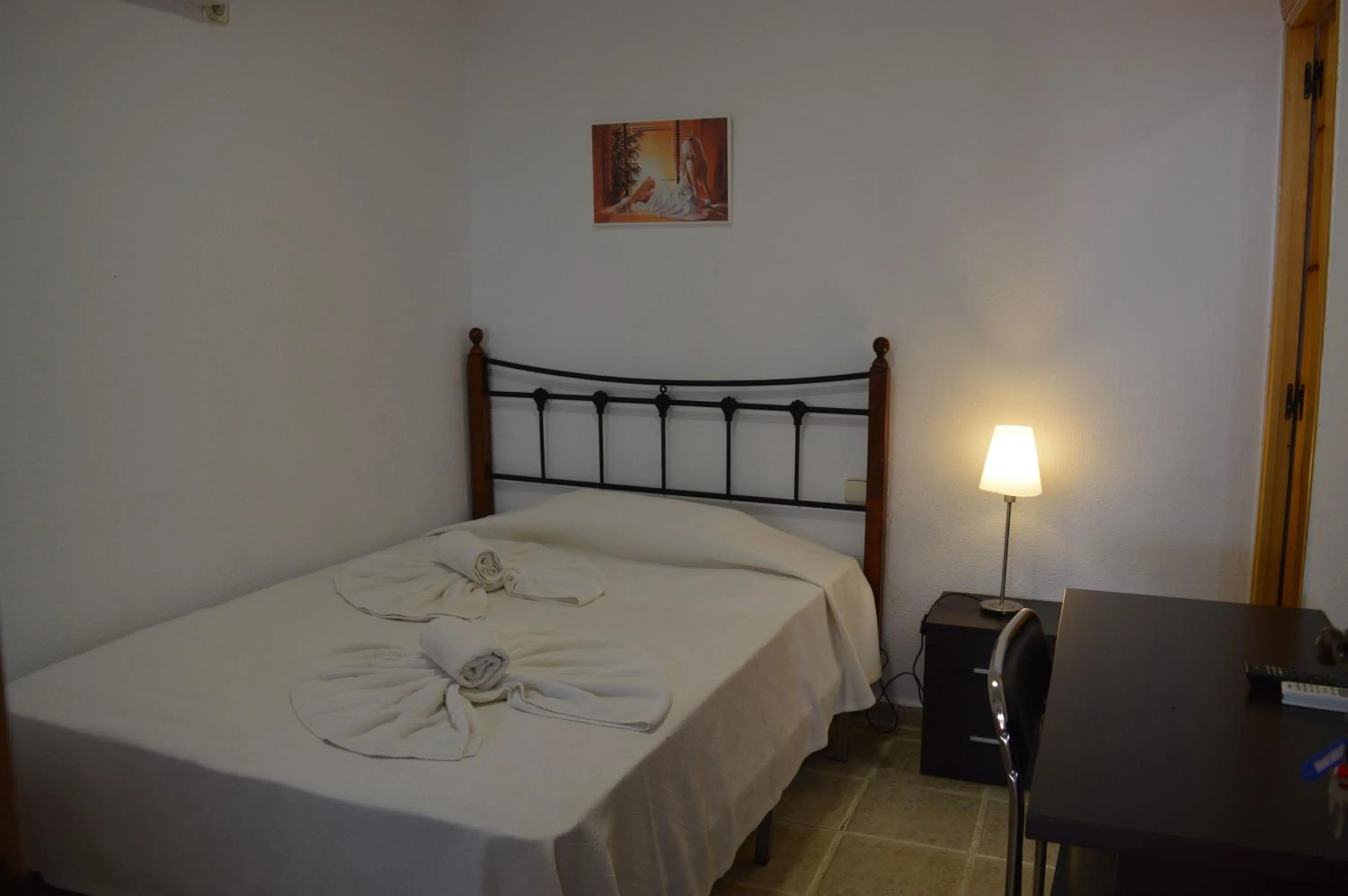 Photo of the whole room, Bed in Nuevo Hotel Capitolio