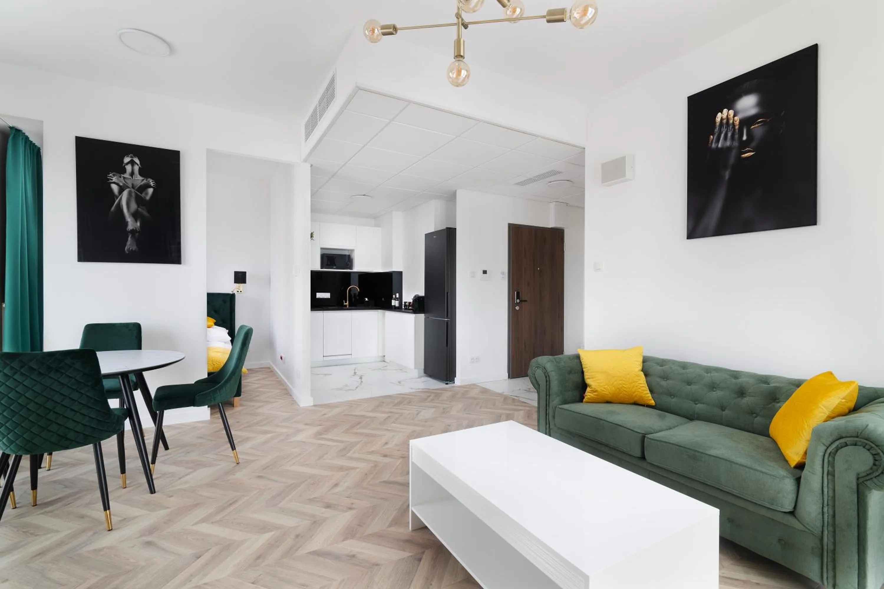 Kitchen or kitchenette in Vola Palace