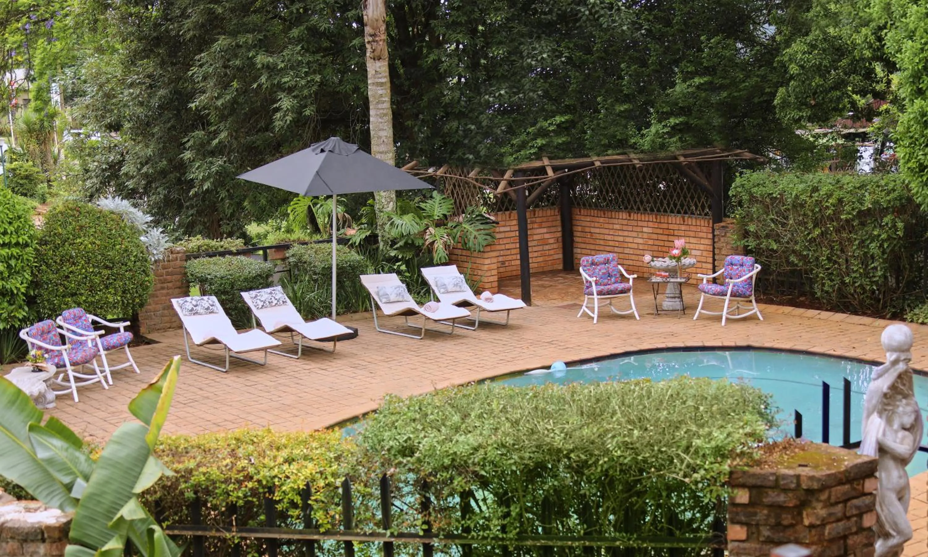 Garden in Villa Ticino Guest House