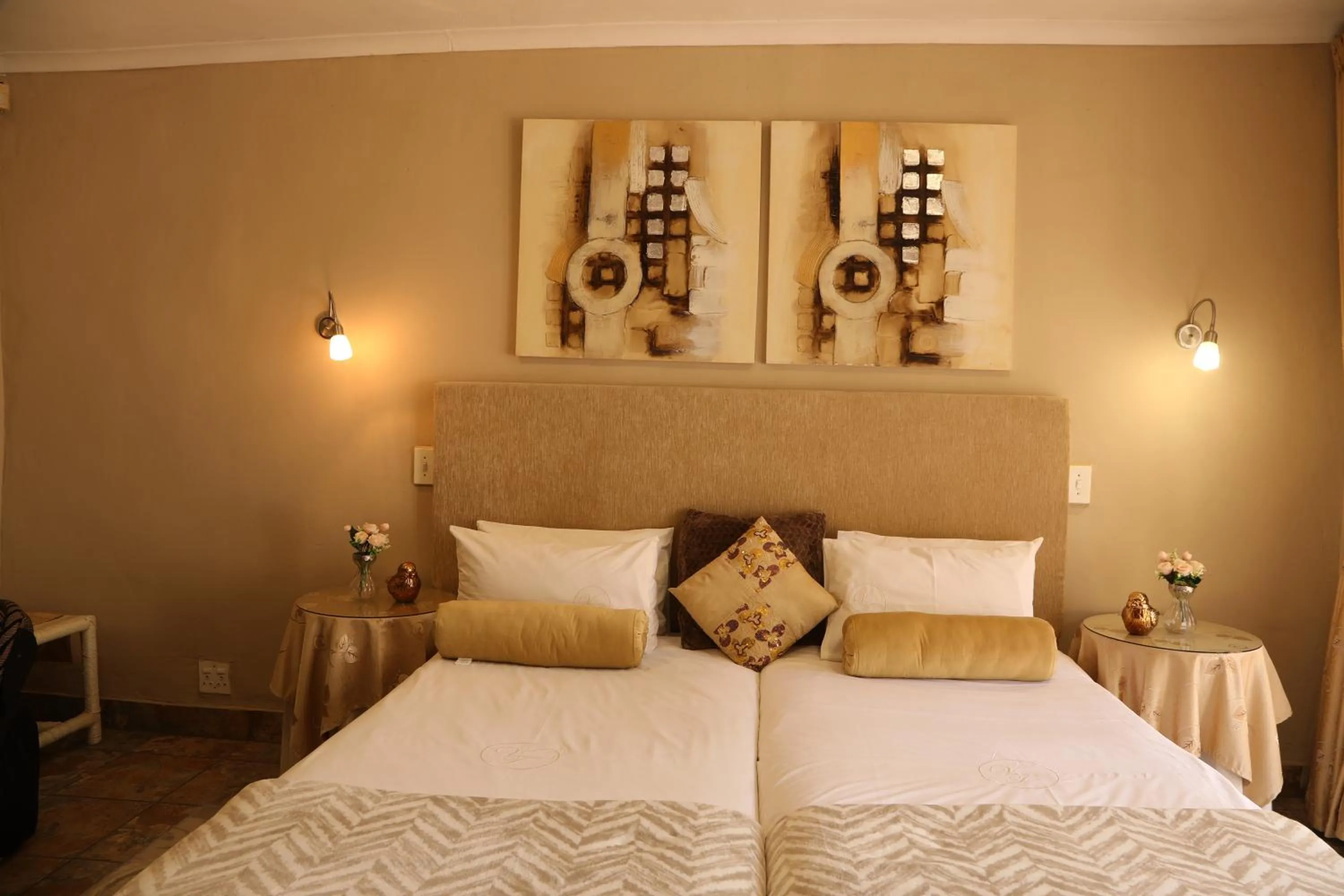 Bedroom, Bed in Villa Ticino Guest House