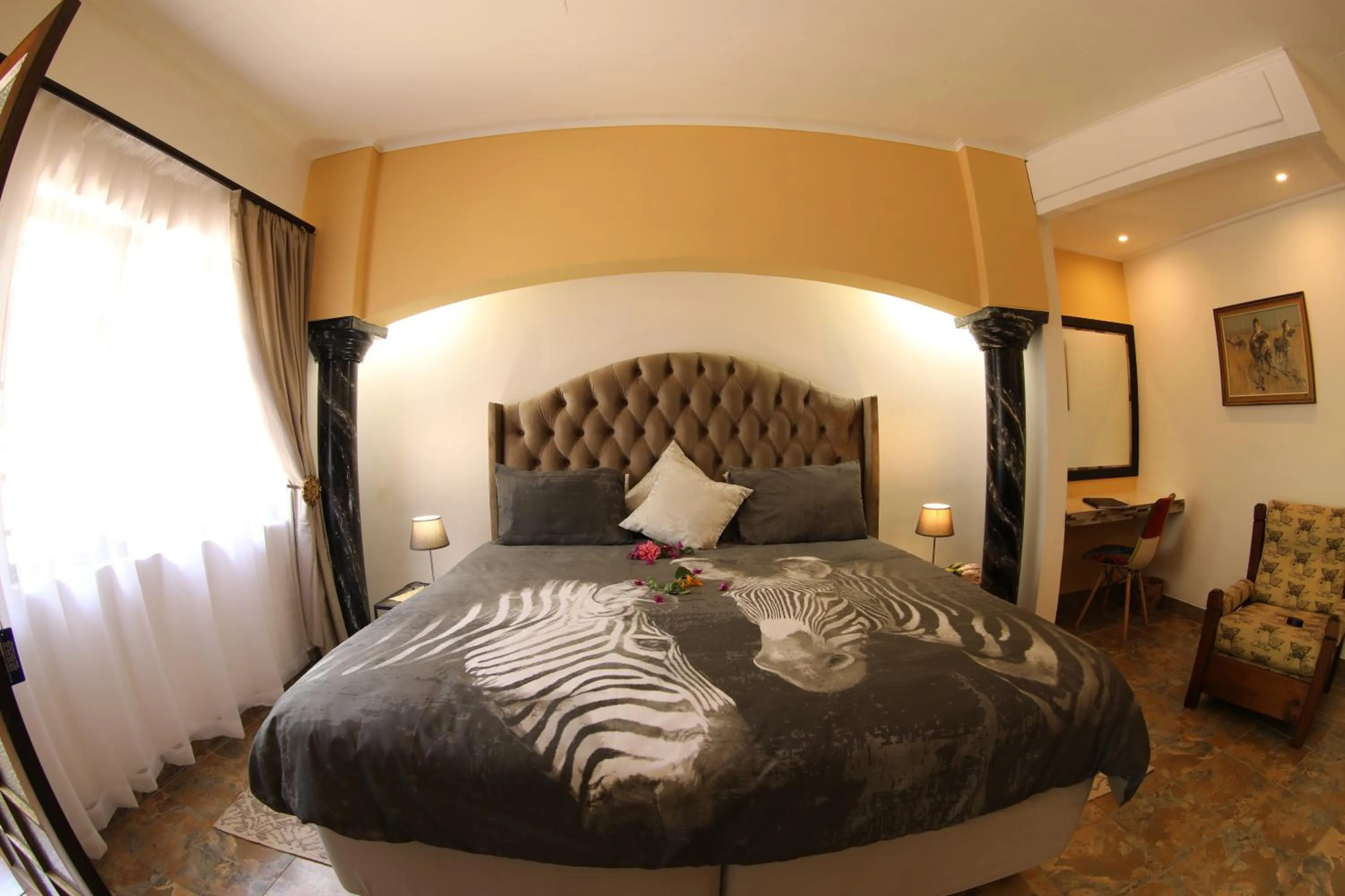 Bedroom, Bed in Villa Ticino Guest House