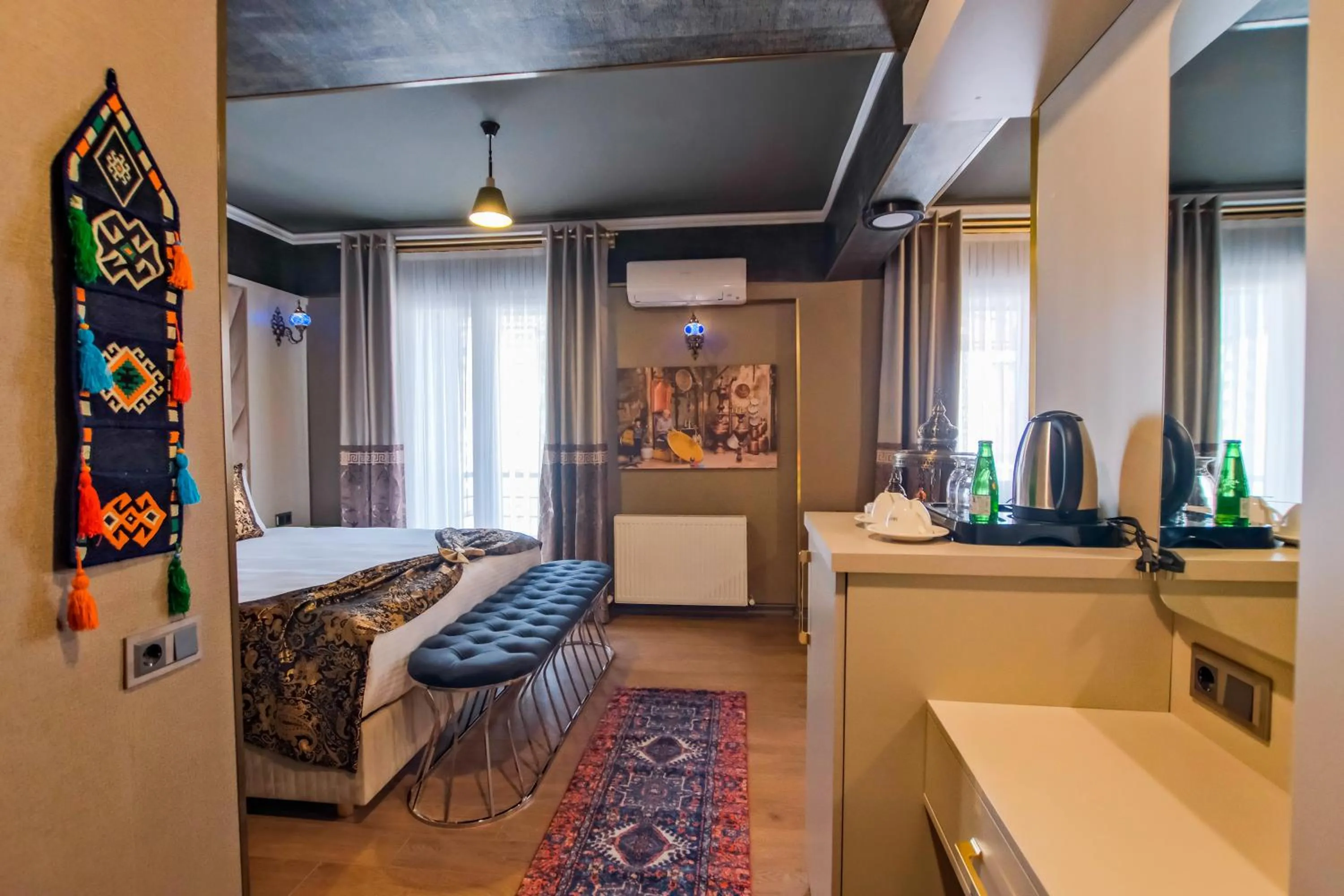 Photo of the whole room in MOONDAY HOTEL