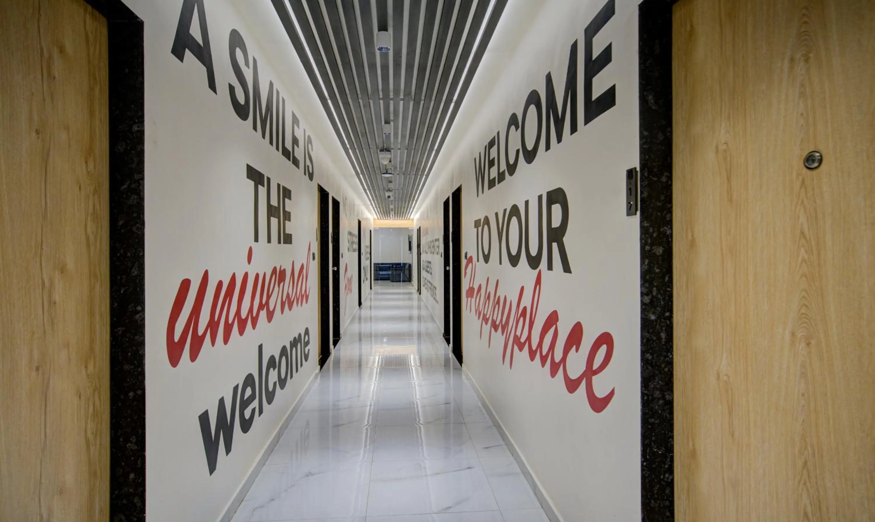 Lobby or reception in Treebo Grand Lotus - 3 km from Textile Market