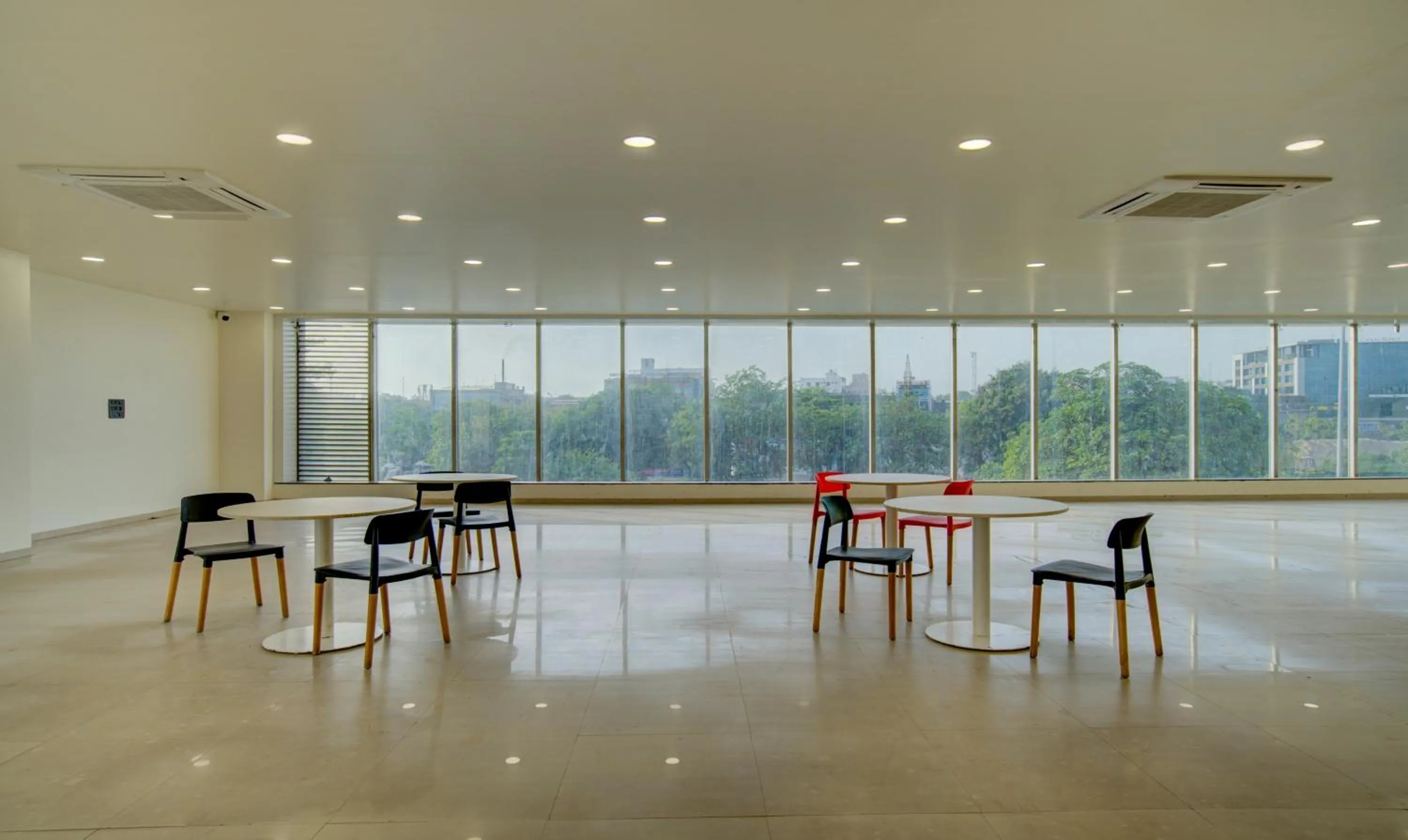 Dining area in Treebo Grand Lotus - 3 km from Textile Market