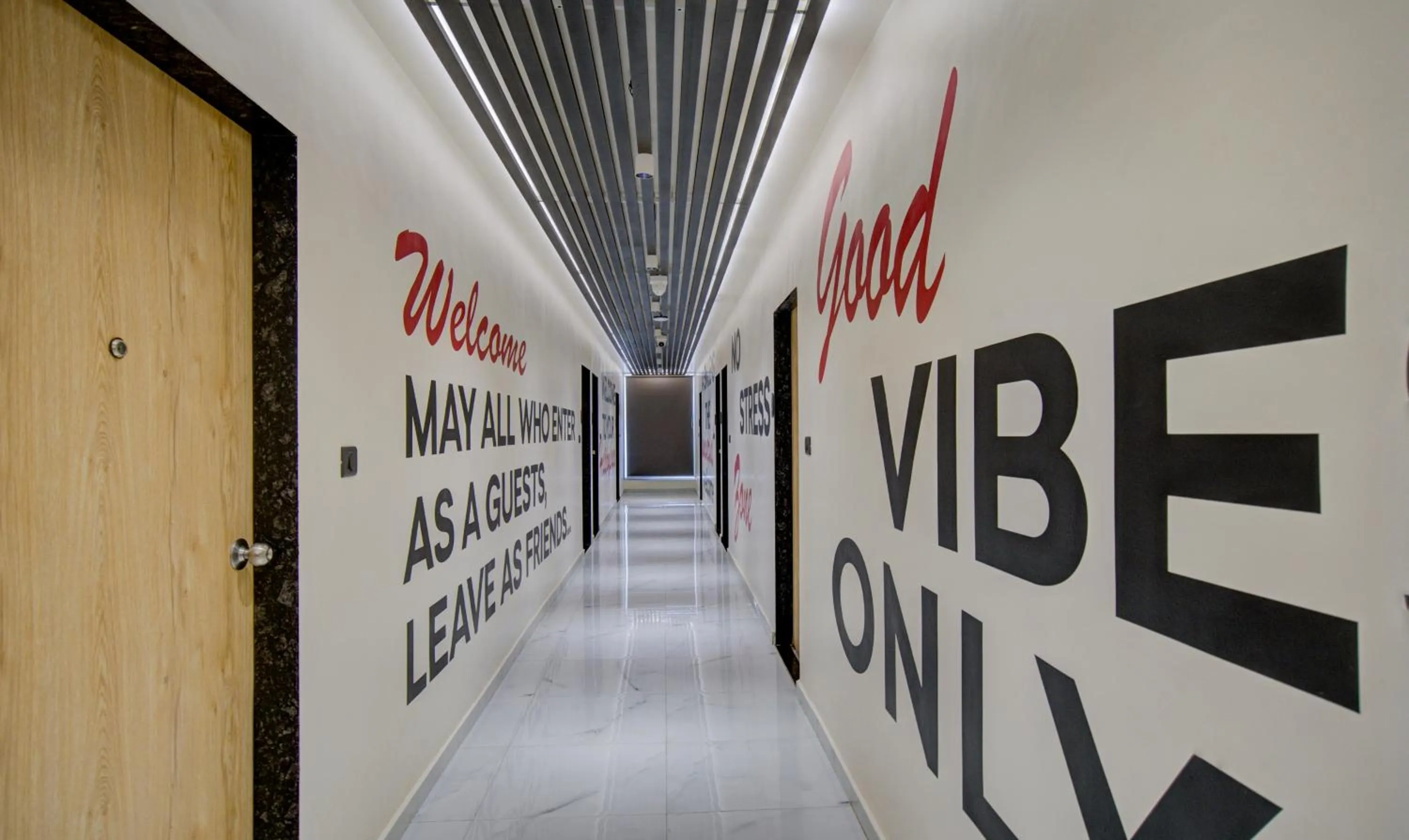 Lobby or reception in Treebo Grand Lotus - 3 km from Textile Market