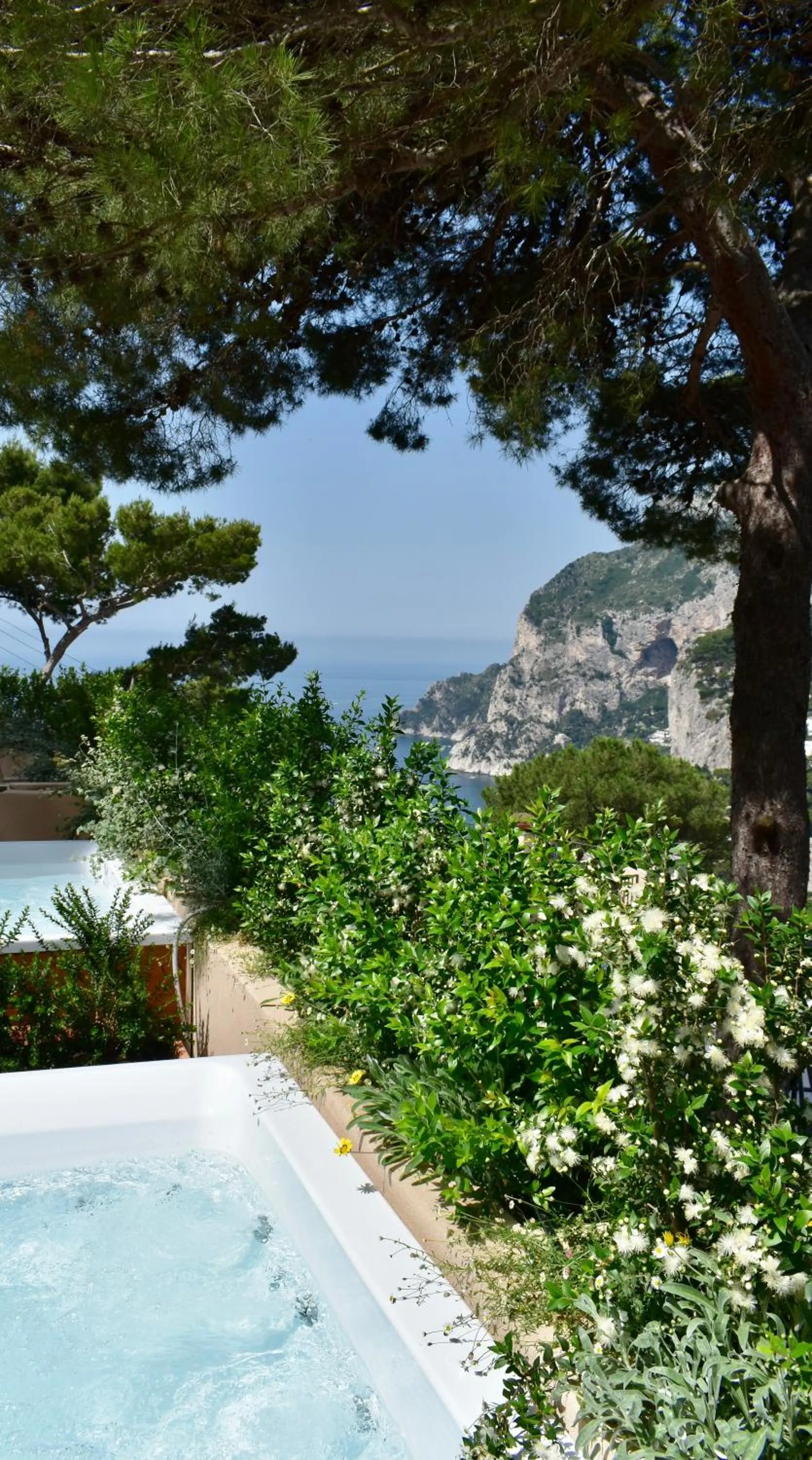 Hot Tub in Villa Lia Hotel Capri