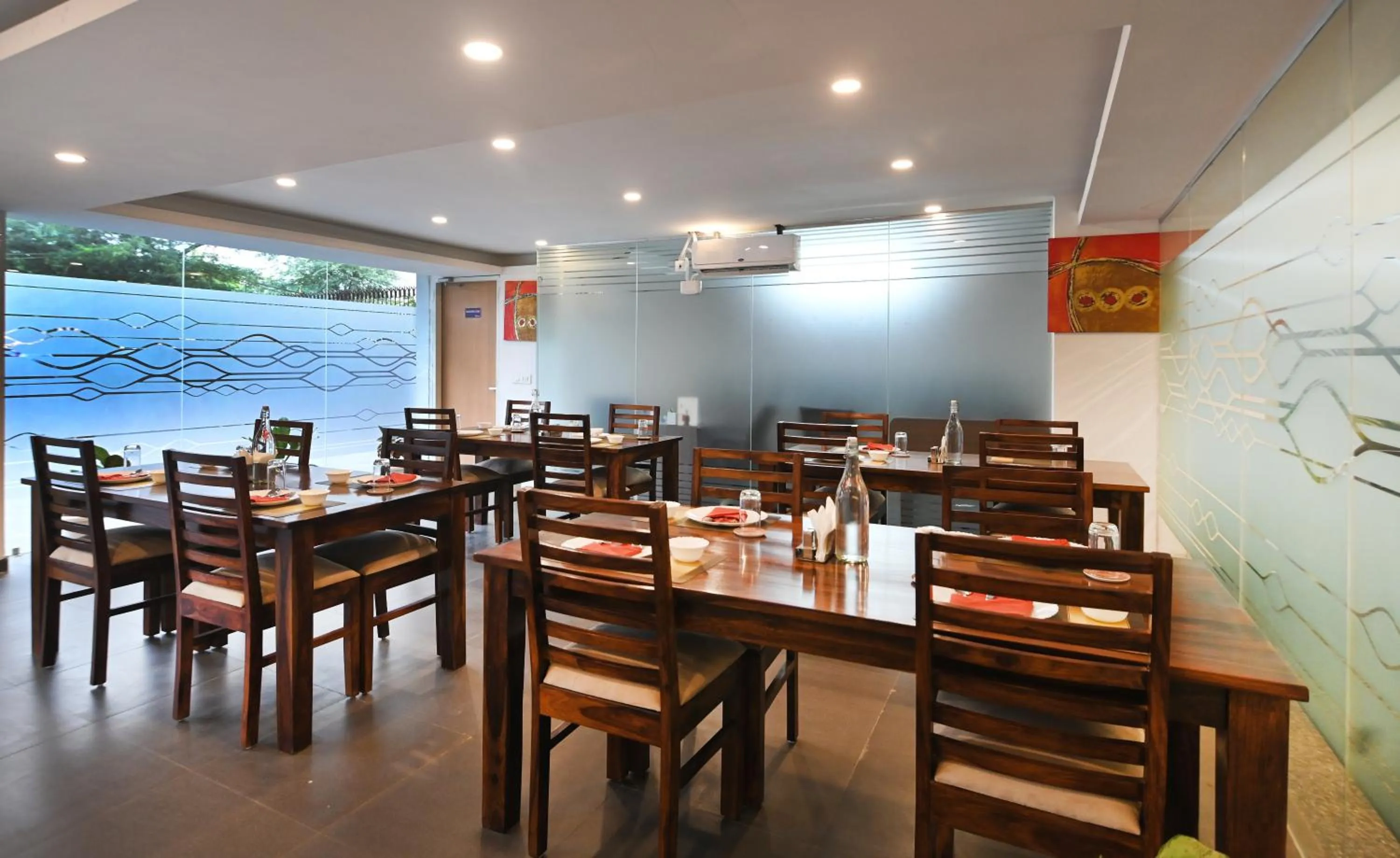 Restaurant/places to eat in The Altruist Business Stays , DLF Phase 3