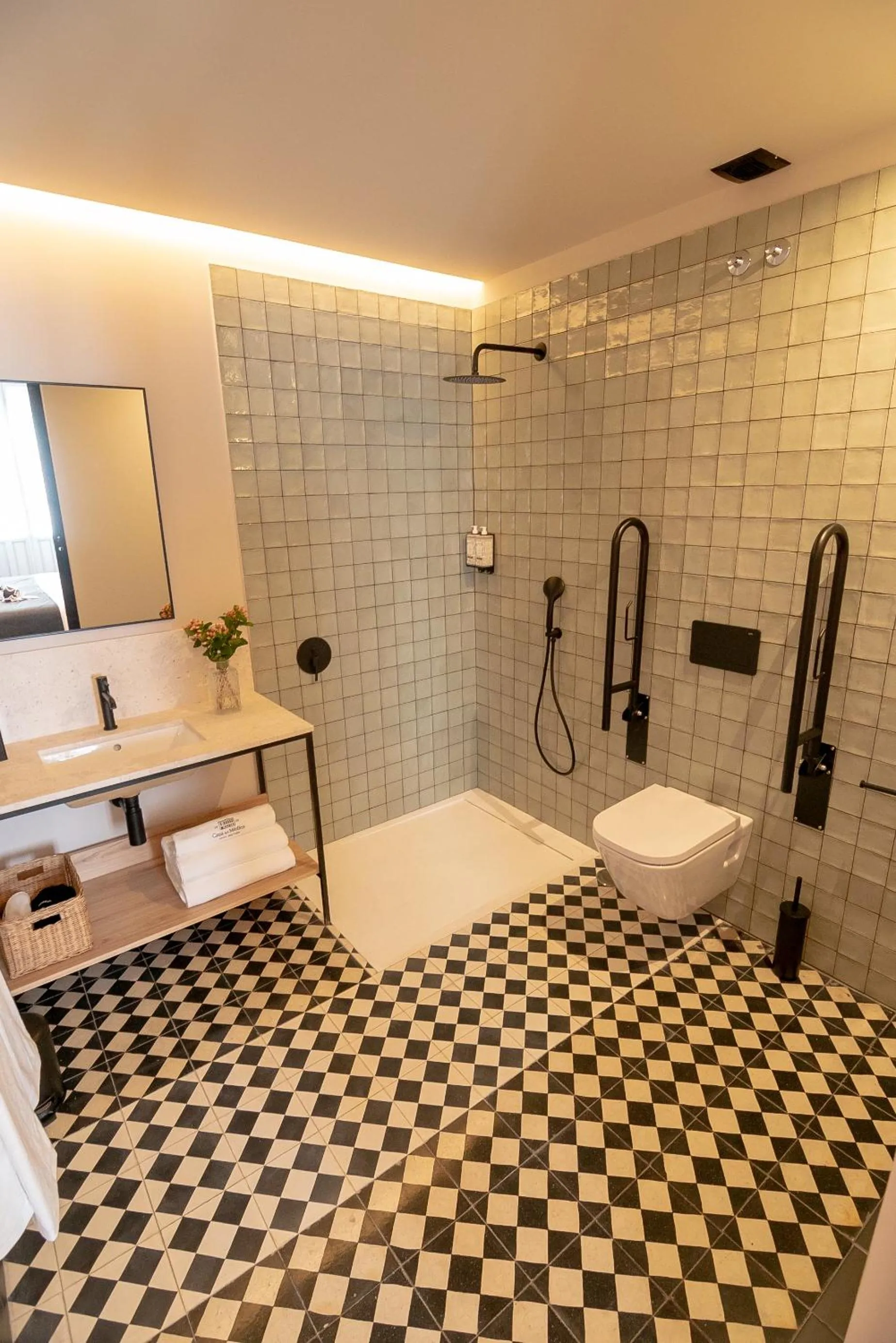 Shower in Casa del Médico Hotel Boutique