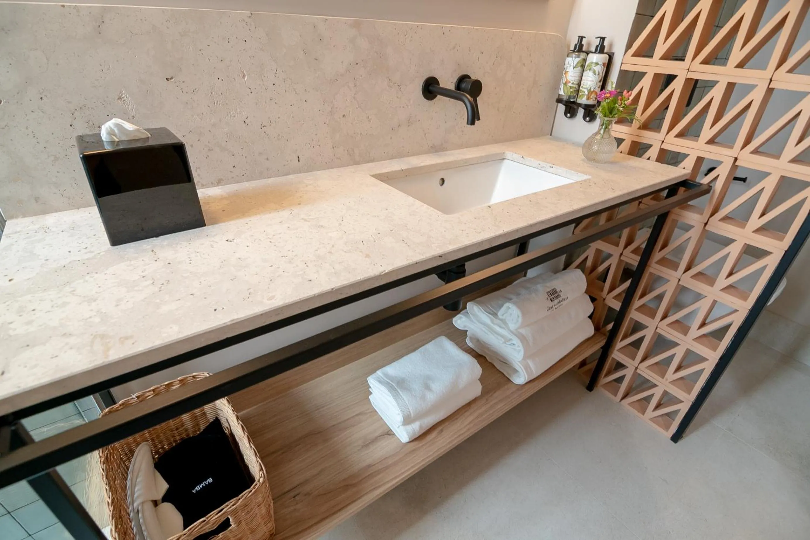 Bathroom in Casa del Médico Hotel Boutique