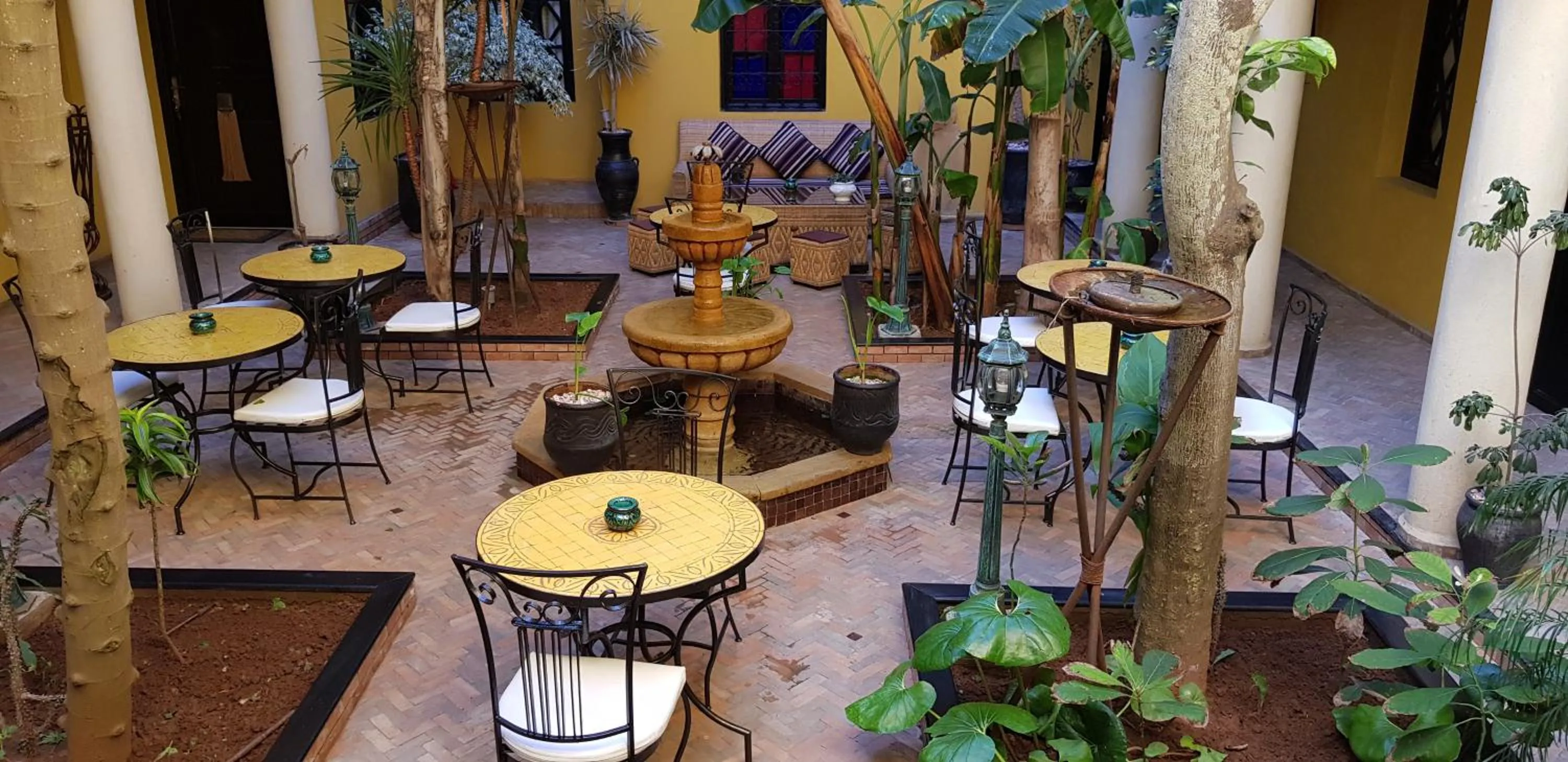 Patio in Riad Soleil D'orient