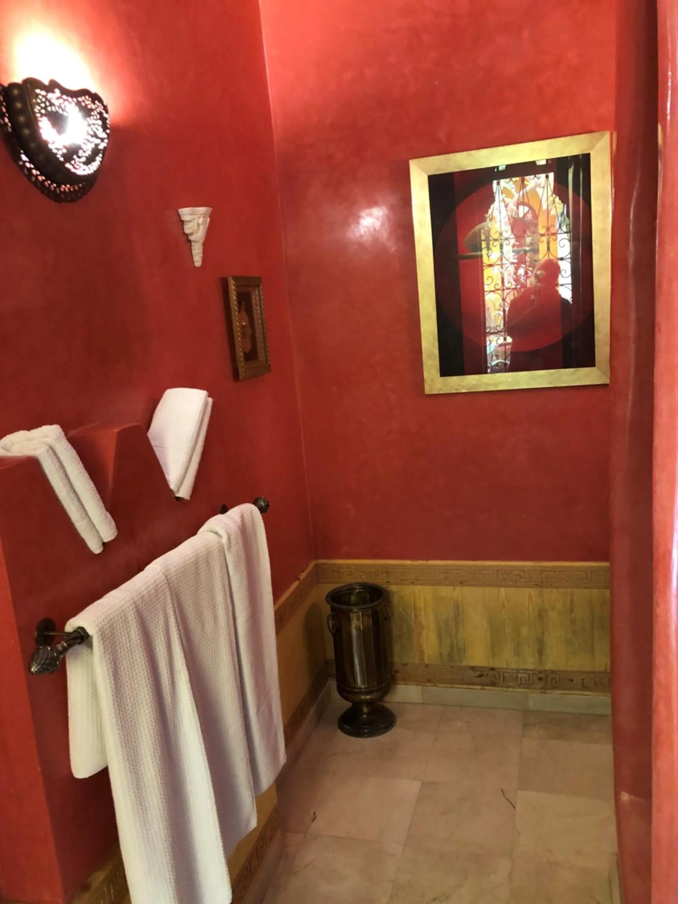 Bathroom in Riad Soleil D'orient