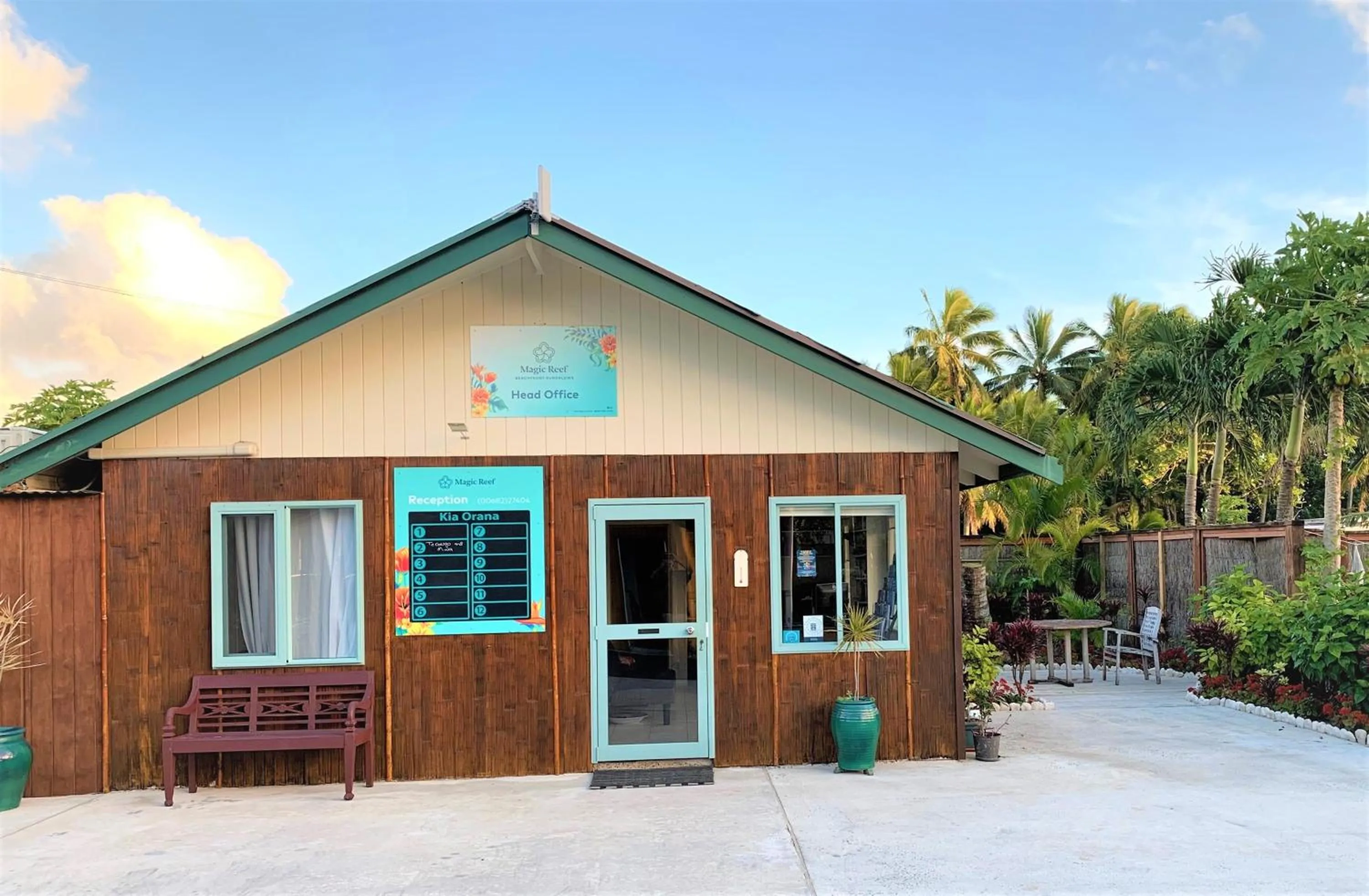 Facade/entrance in Magic Reef Bungalows