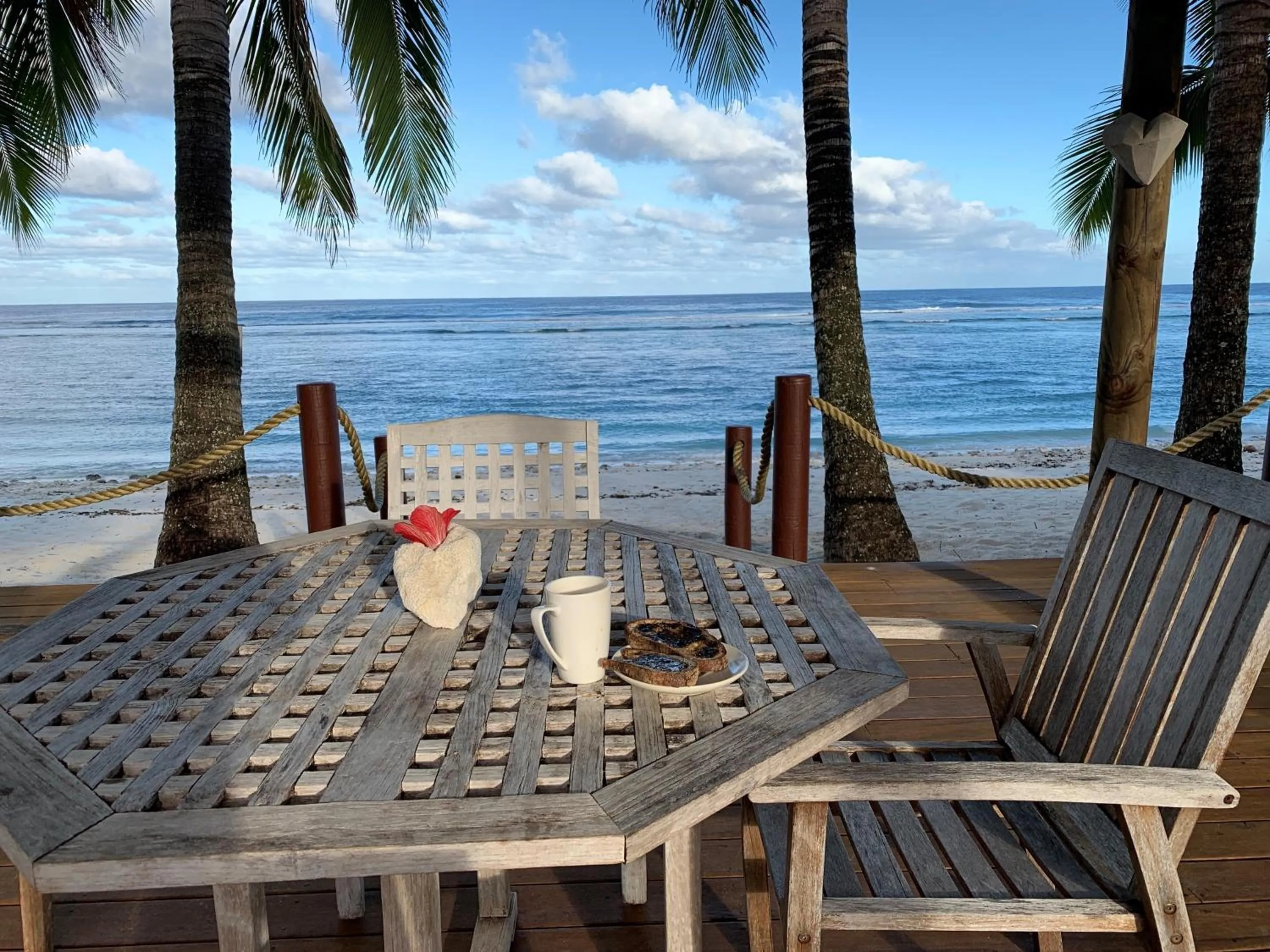 Beach in Magic Reef Bungalows
