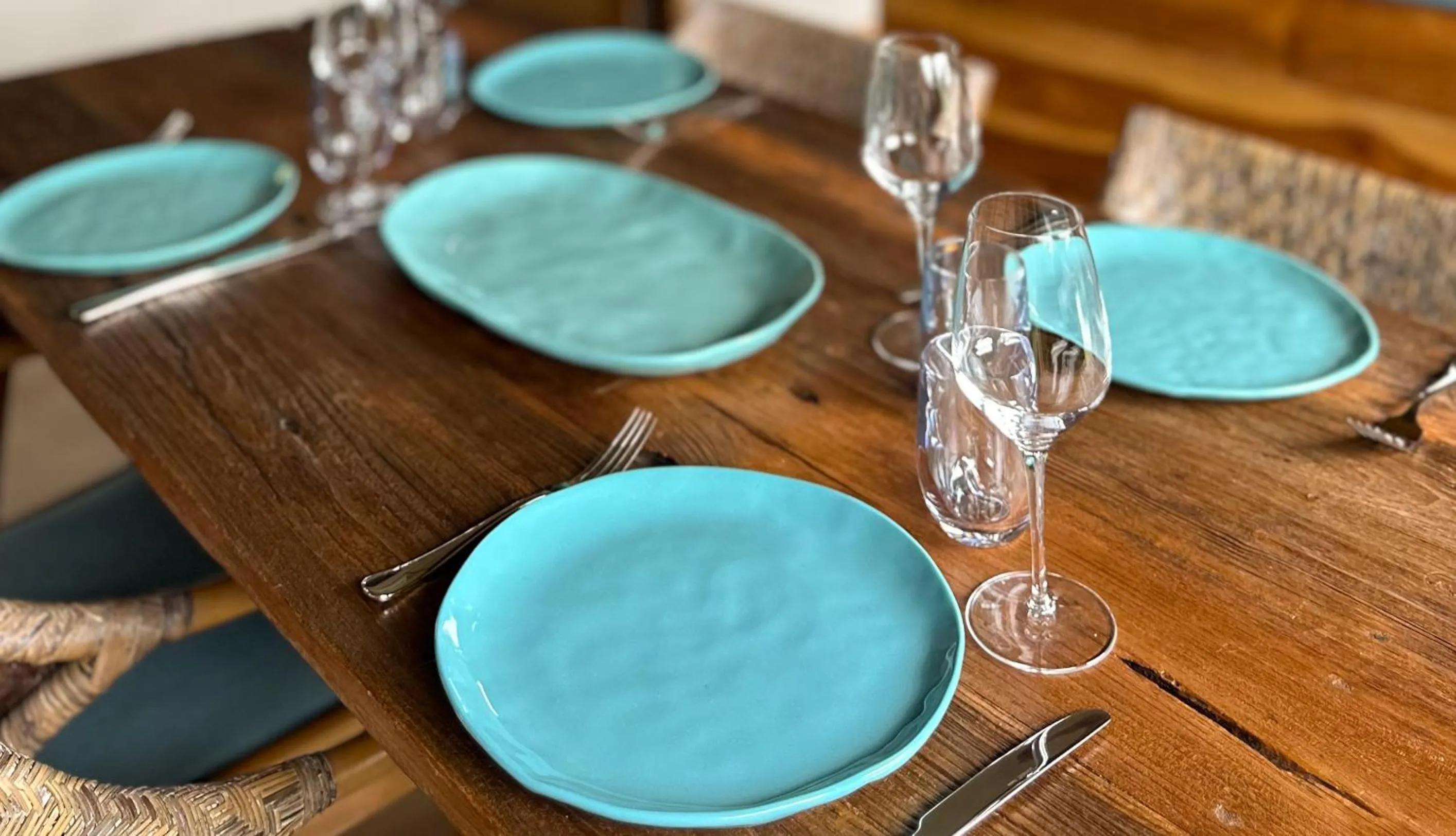 Dining area in Magic Reef Bungalows