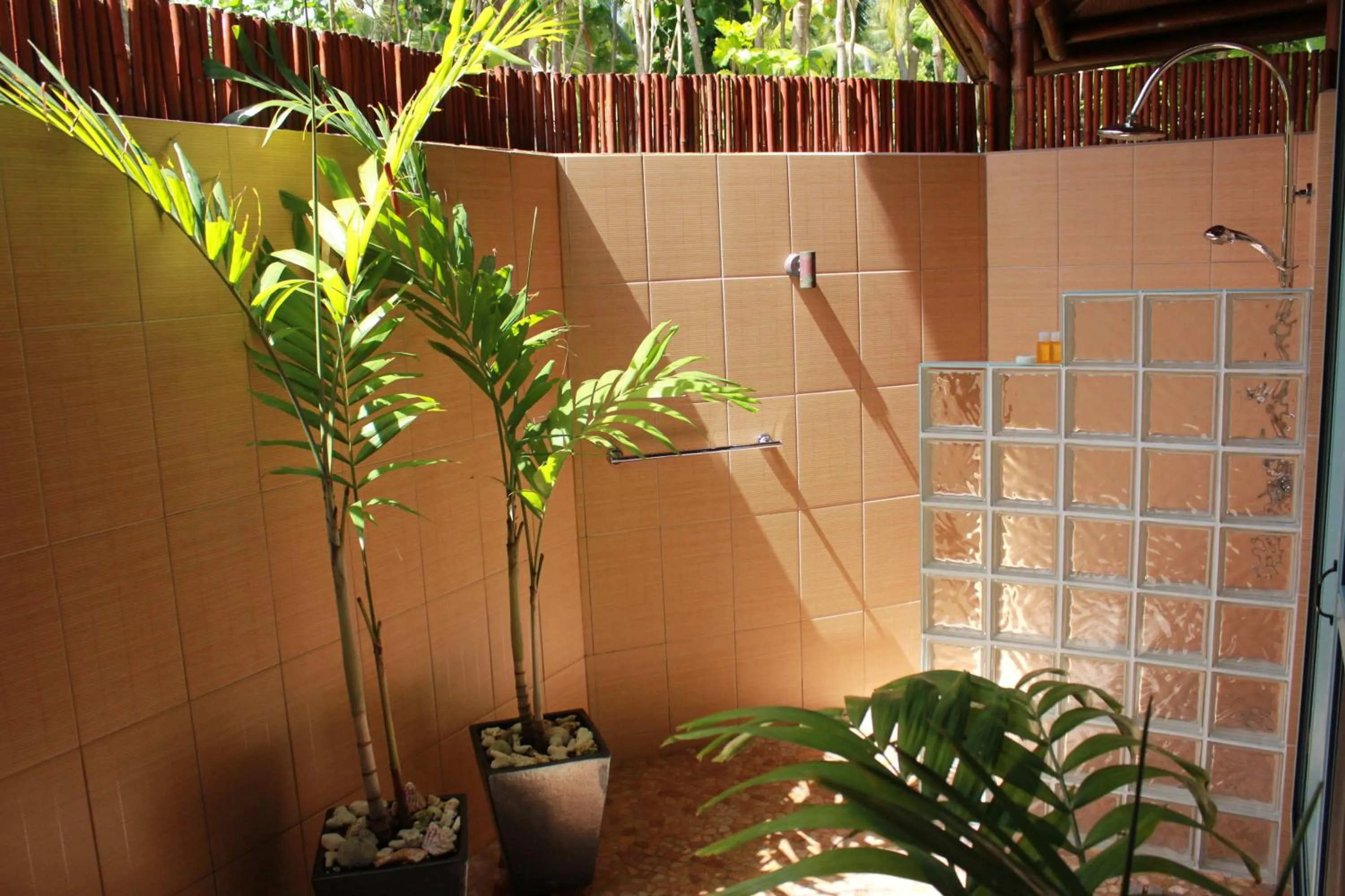 Shower in Magic Reef Bungalows