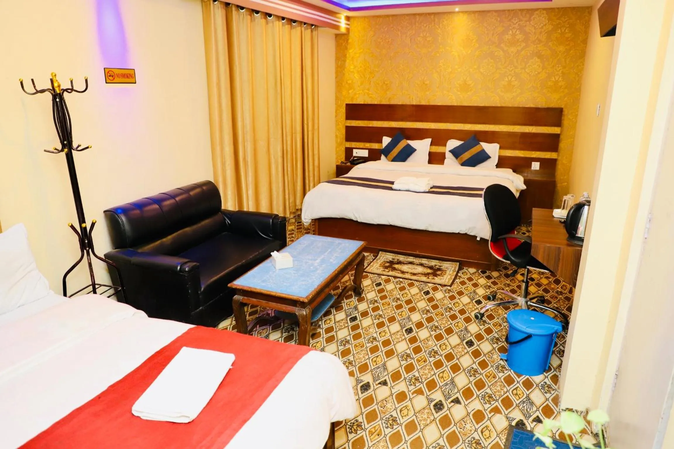 Bed in Hotel Pathibhara