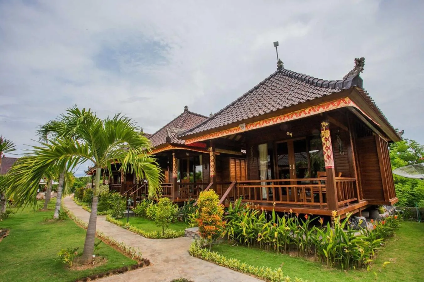 Property building in Maharatu Villa Lembongan