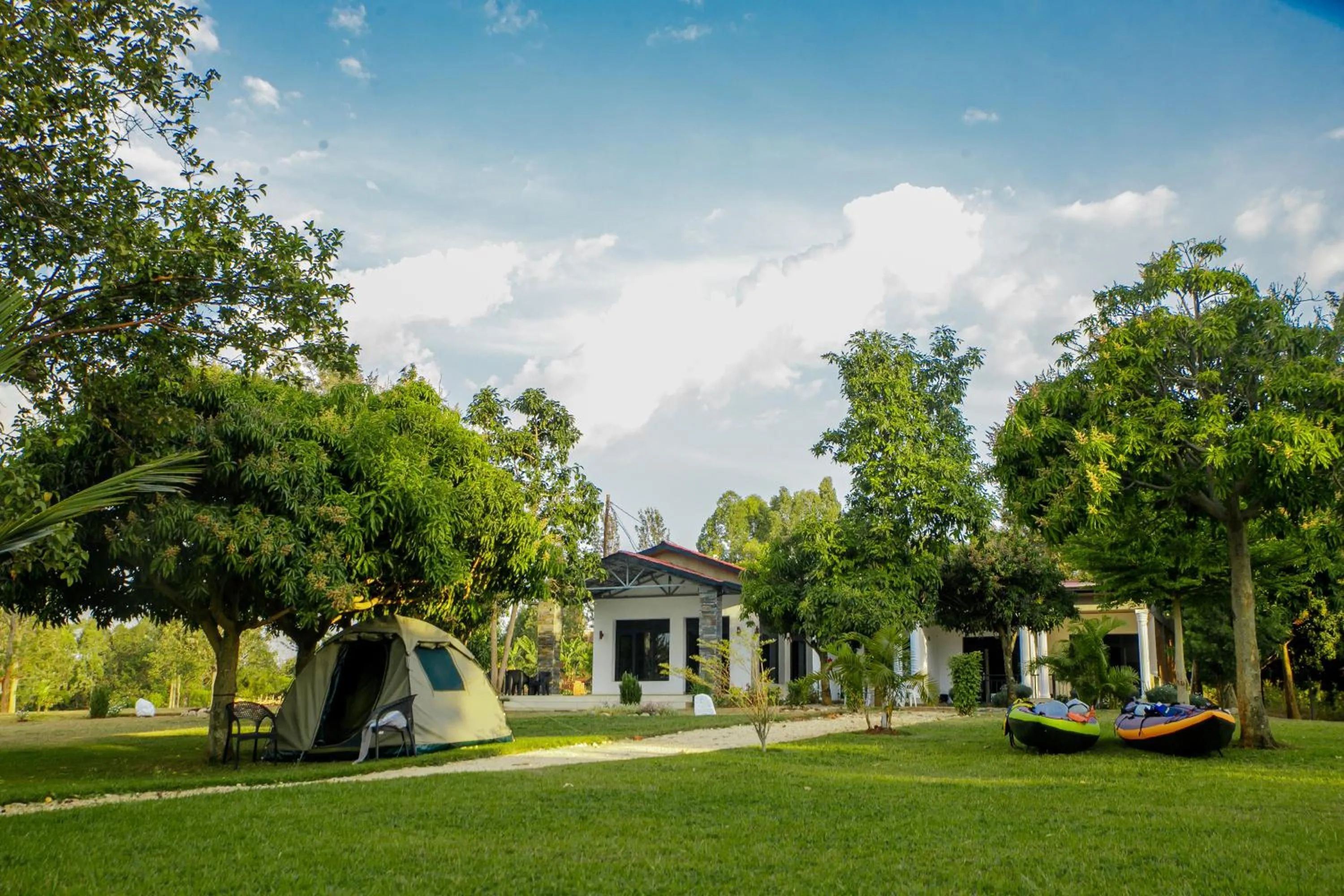 Day in Maravilla Kivu Eco Resort