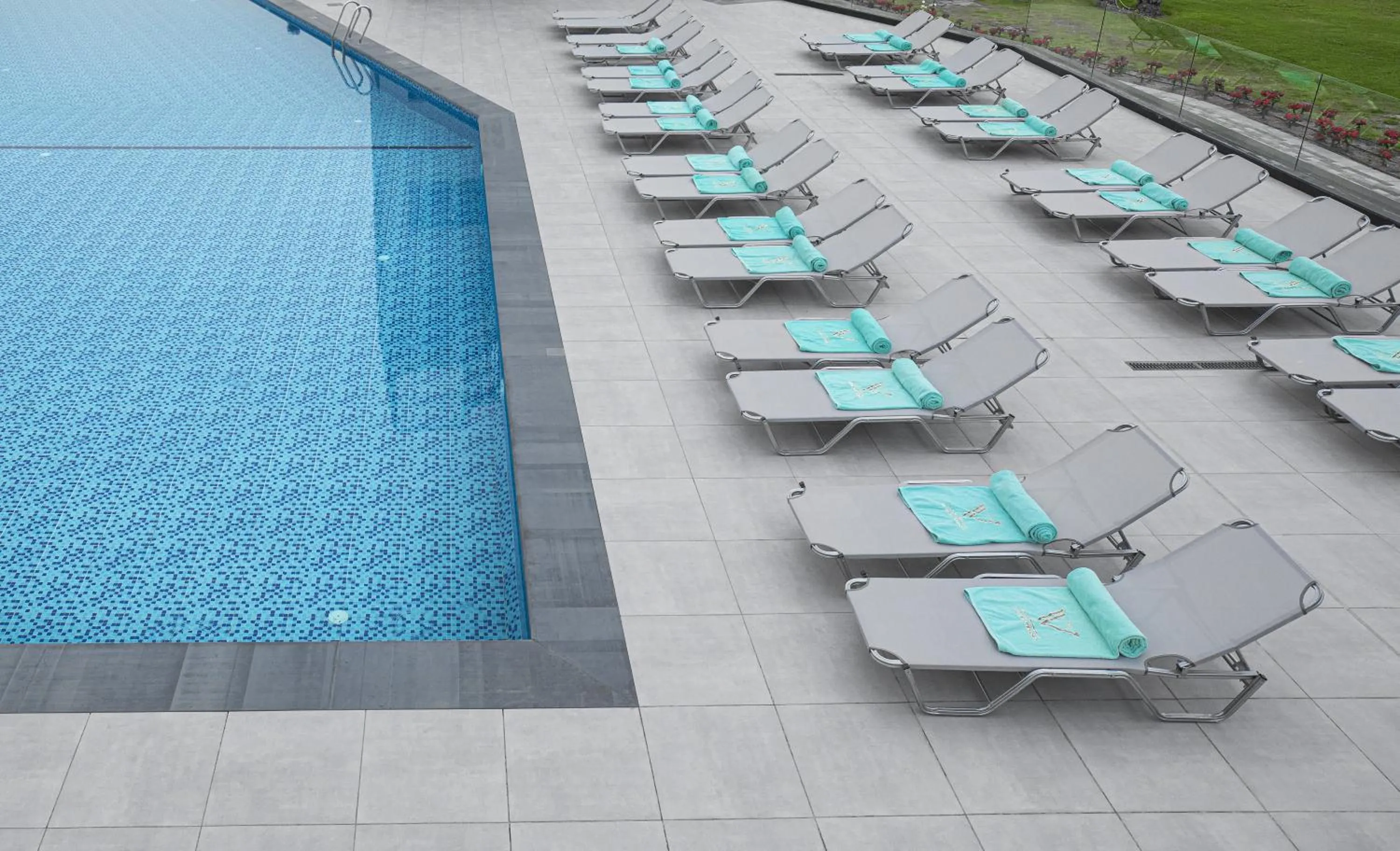 Swimming pool in THE V Luxury Resort Sahl Hasheesh