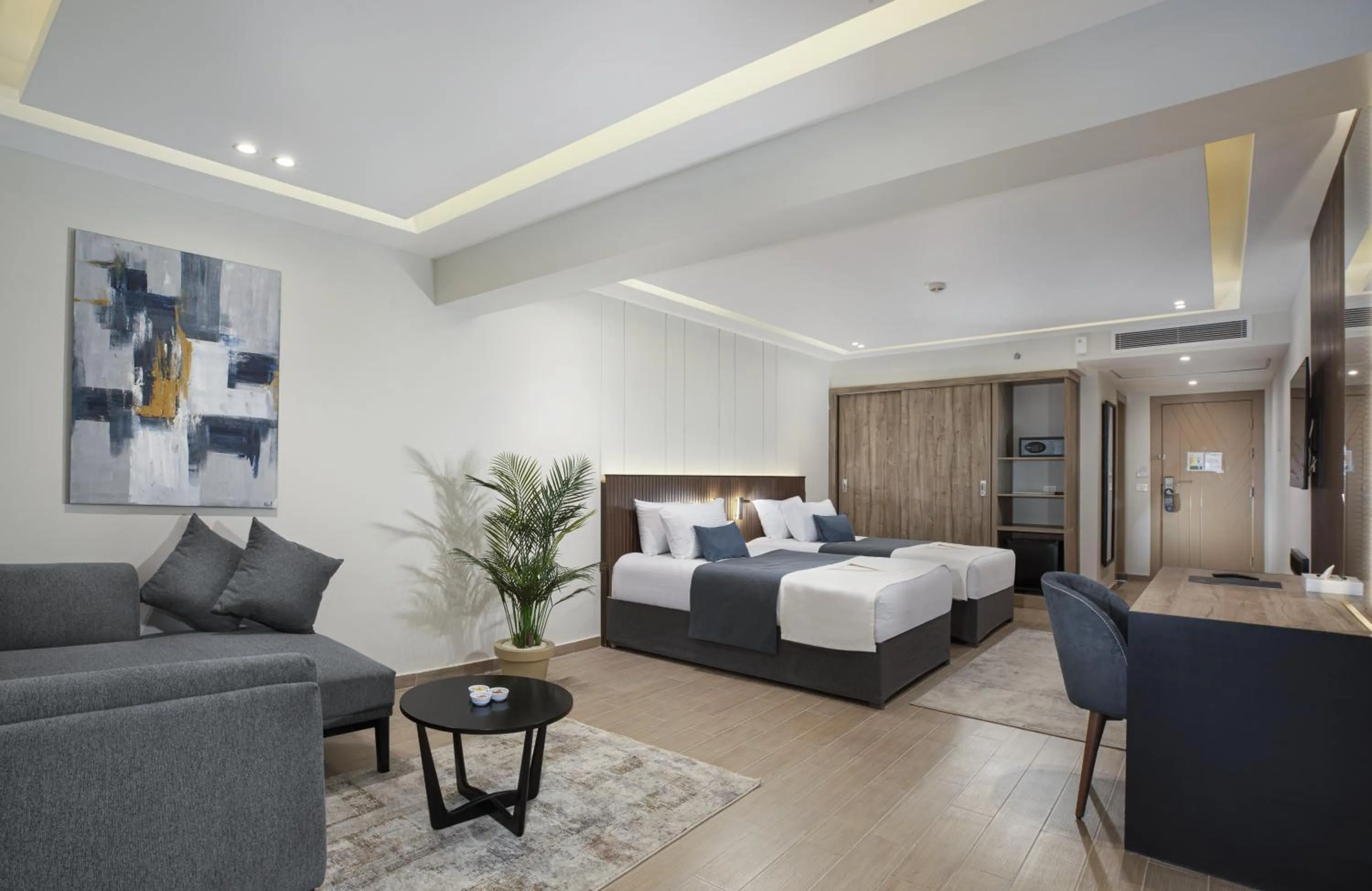 Living room, Bed in THE V Luxury Resort Sahl Hasheesh