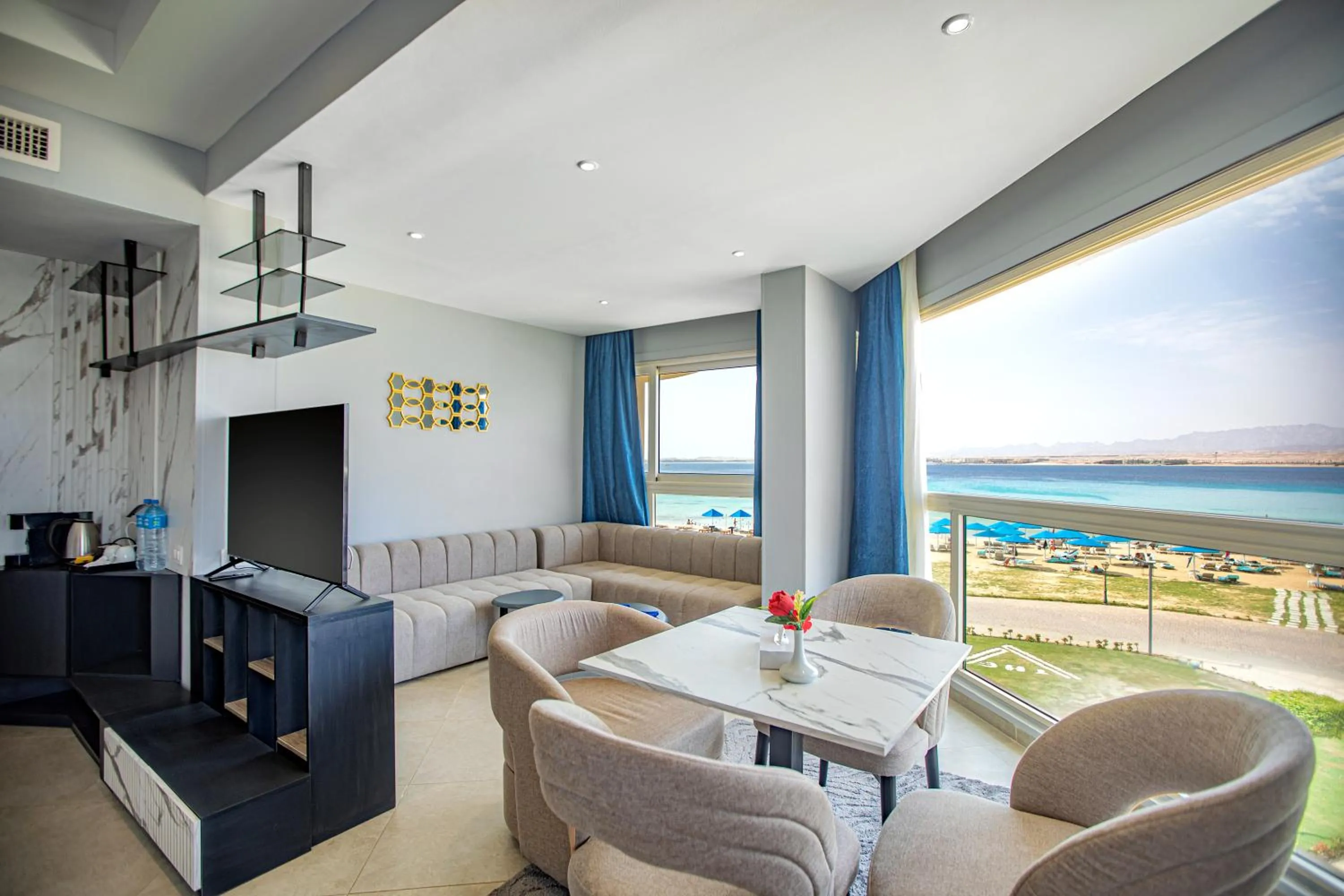 Seating area in THE V Luxury Resort Sahl Hasheesh