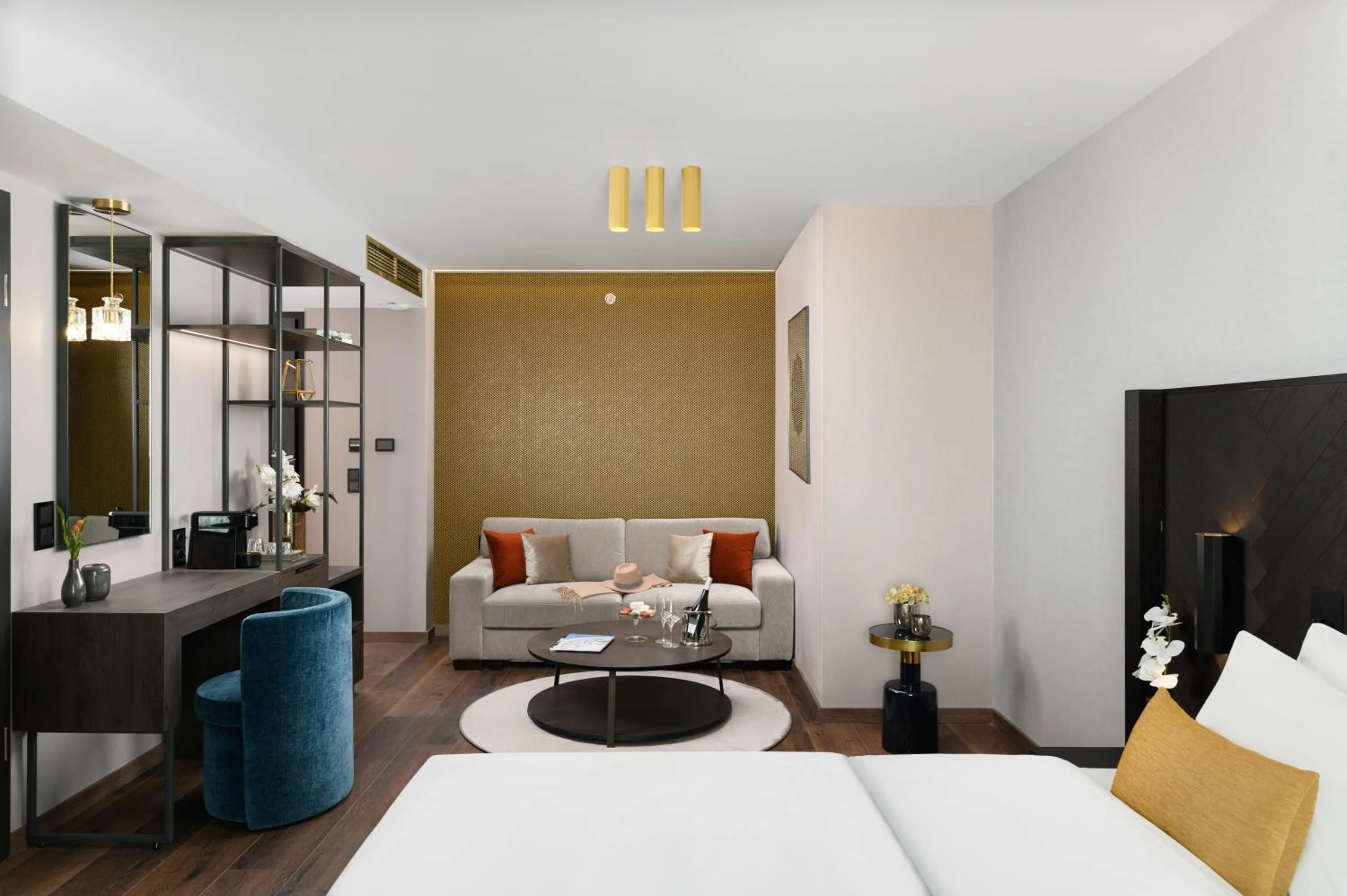 Photo of the whole room, Bed in Hotel Vinifera Wine & Spa 5 Stars Superior