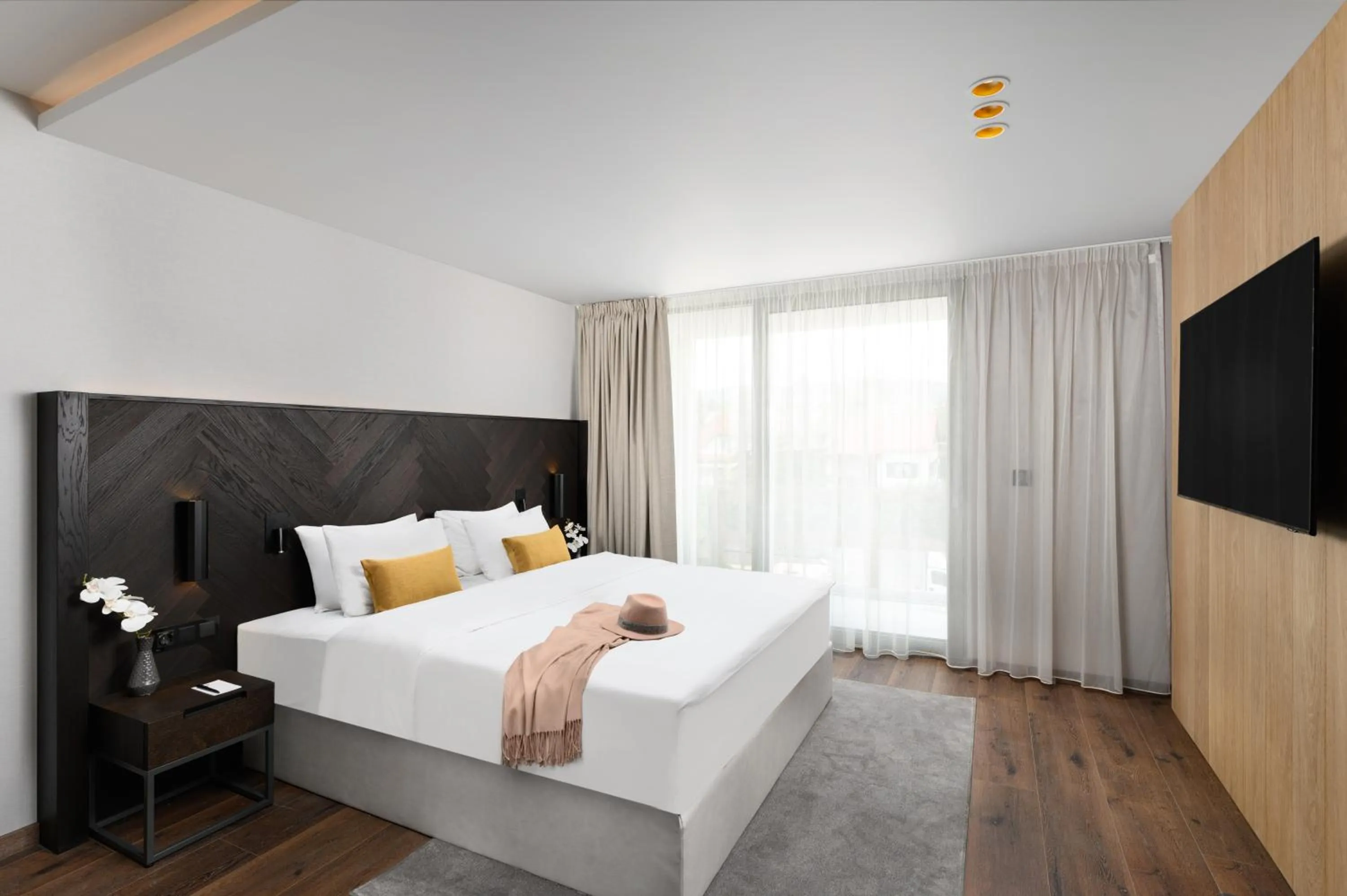 Bedroom, Bed in Hotel Vinifera Wine & Spa 5 Stars Superior