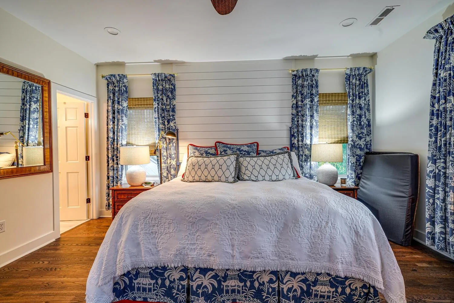 Bedroom, Bed in Seaside Cottage 81 - Pristine Grand Pavilion Home Pool Pass