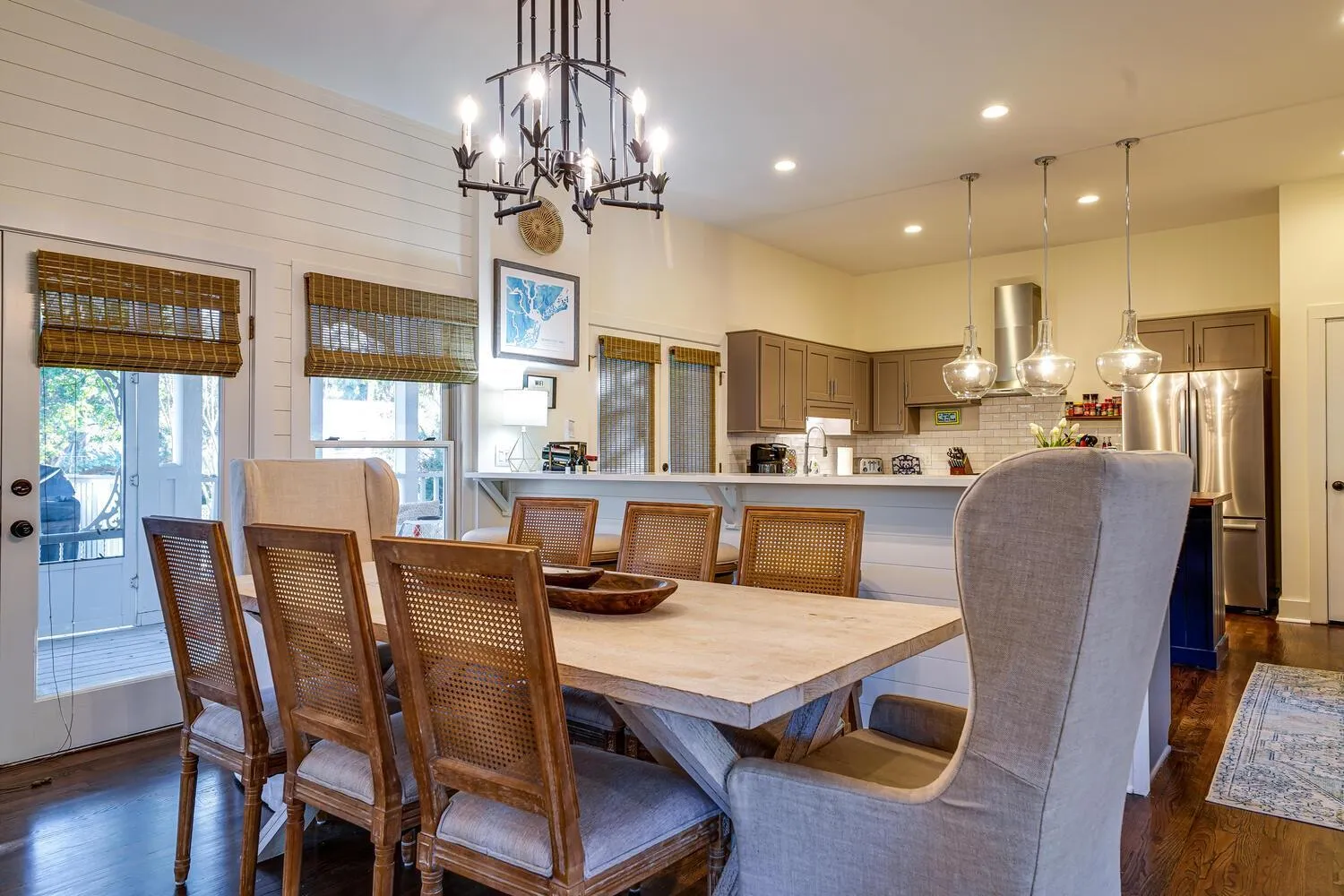 Dining area in Seaside Cottage 81 - Pristine Grand Pavilion Home Pool Pass
