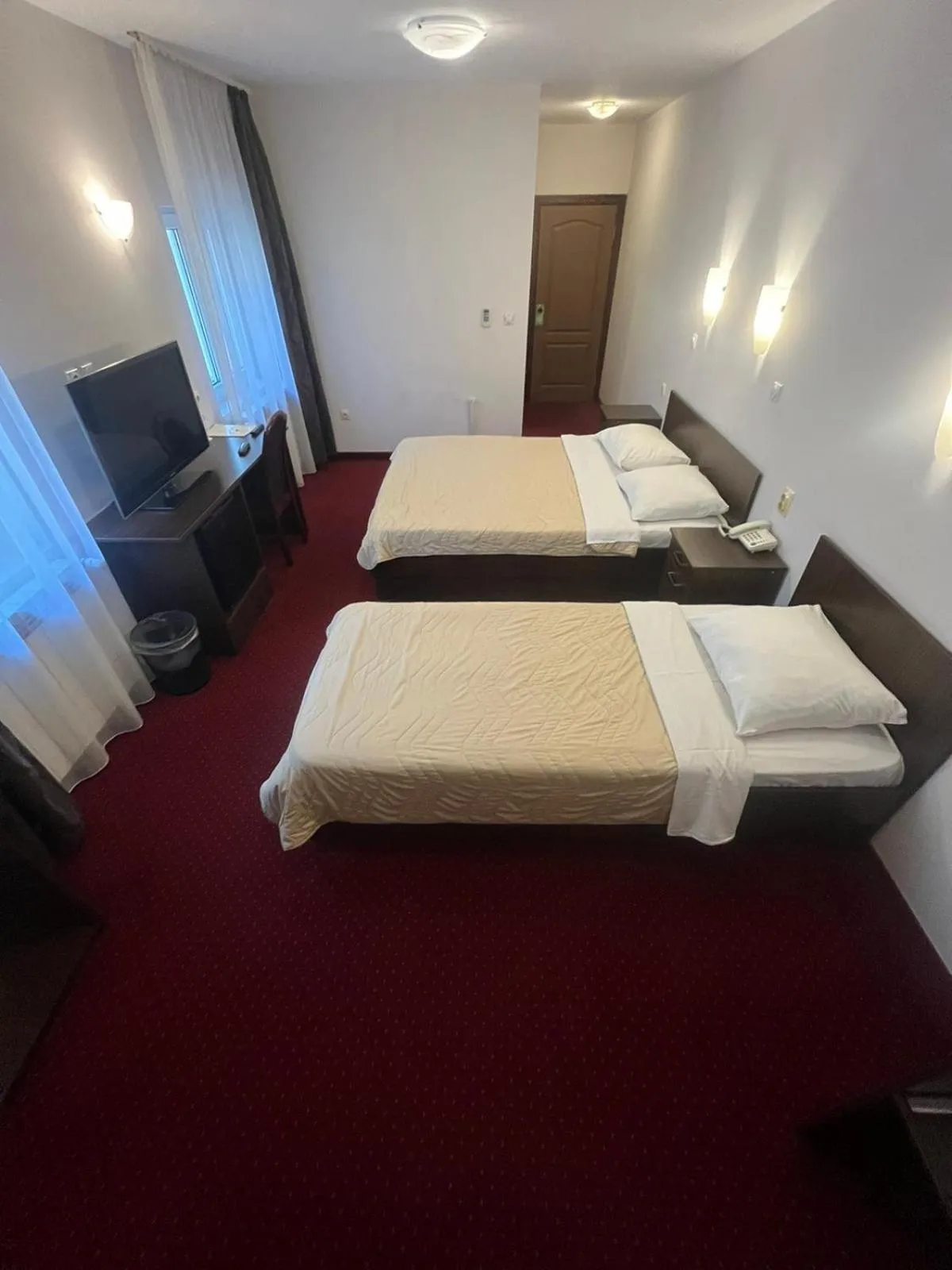 Photo of the whole room, Bed in Hotel Elegance