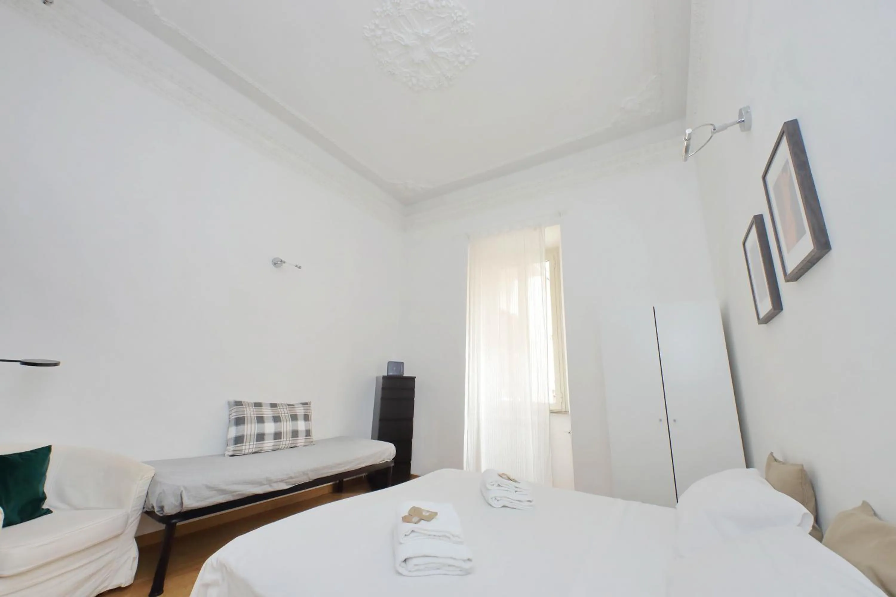 Bed in Vatican Spacious Modì Apartment