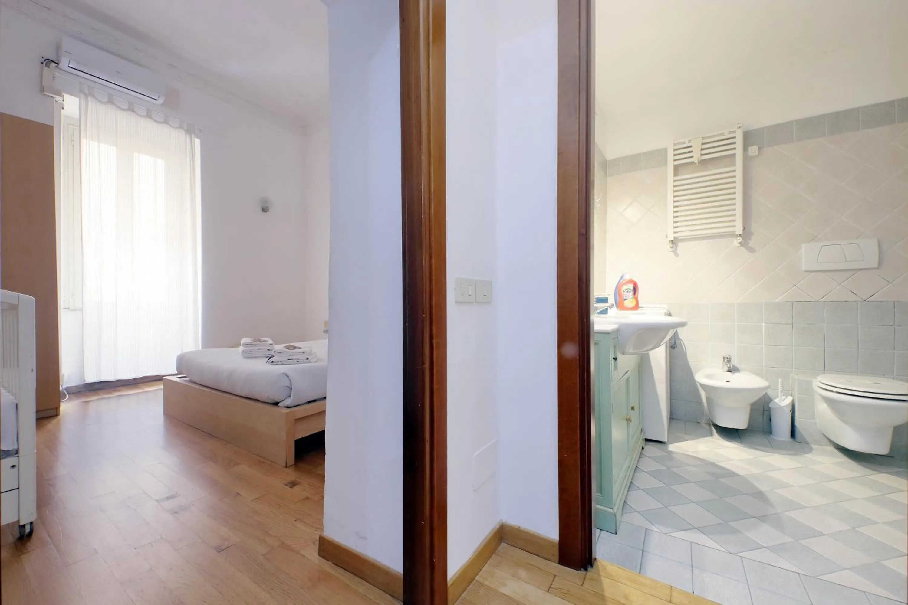 Bathroom, Bed in Vatican Spacious Modì Apartment