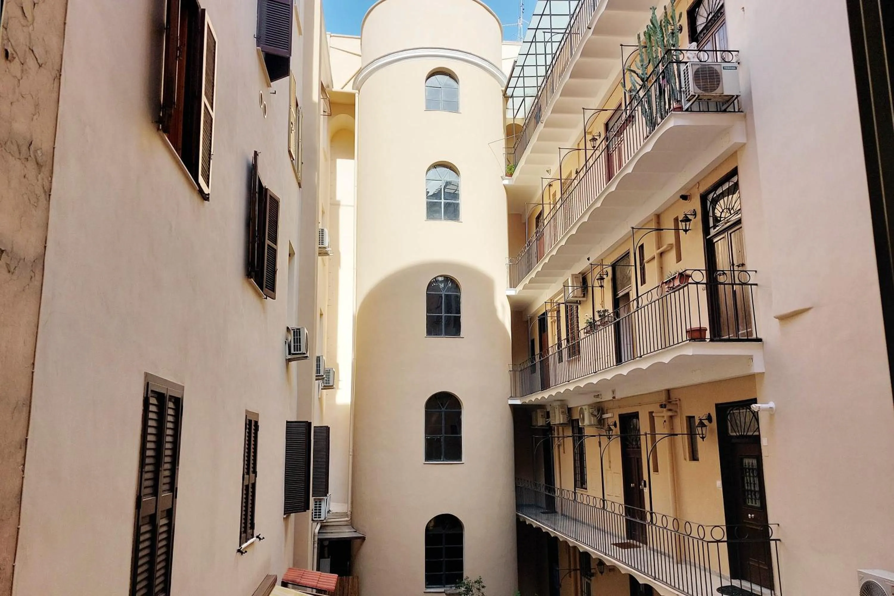 Inner courtyard view in Vatican Spacious Modì Apartment