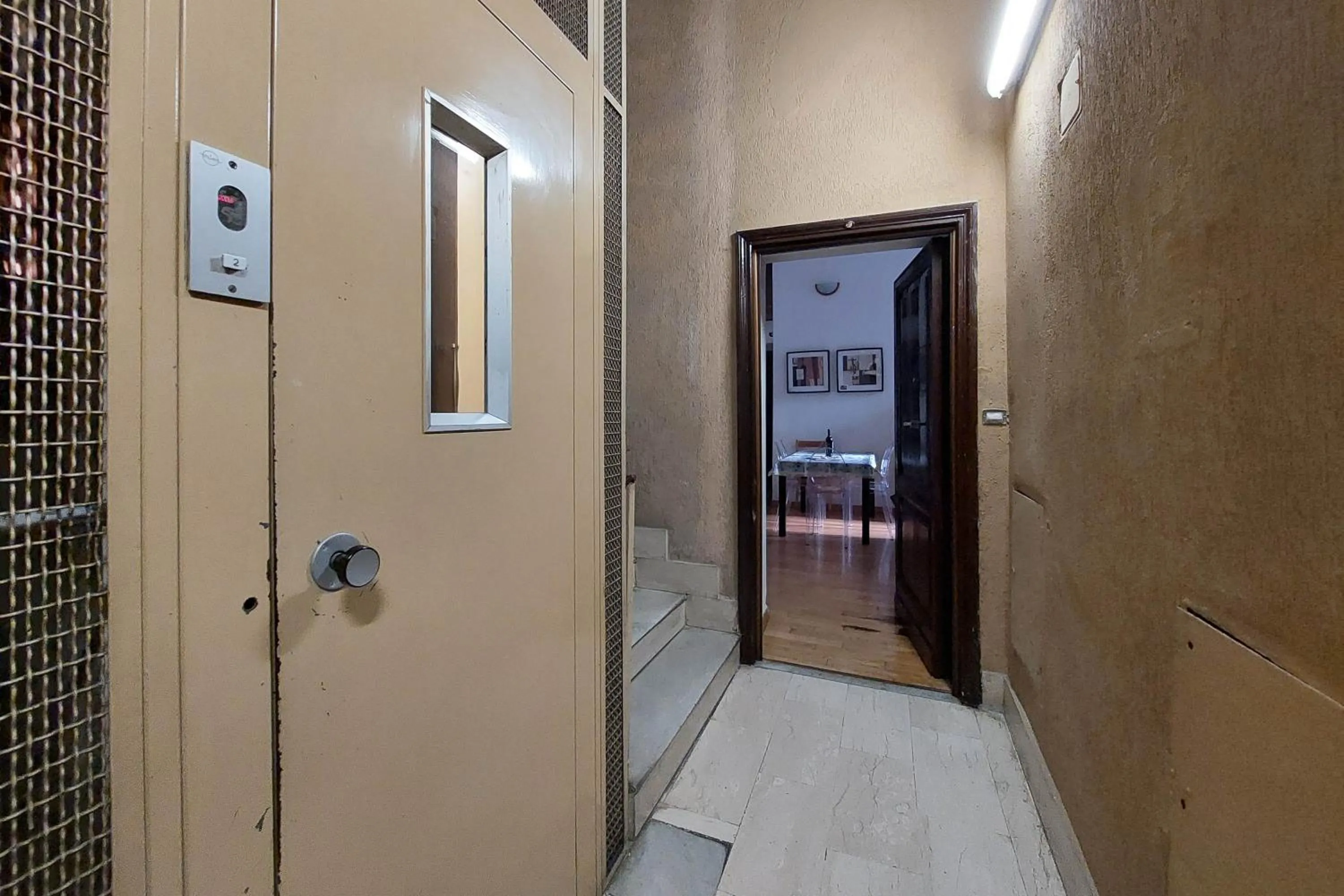 Facade/entrance in Vatican Spacious Modì Apartment