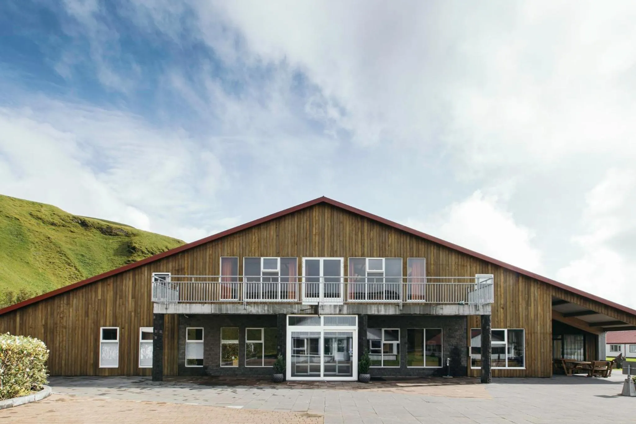 Property building in Hotel Katla by Keahotels