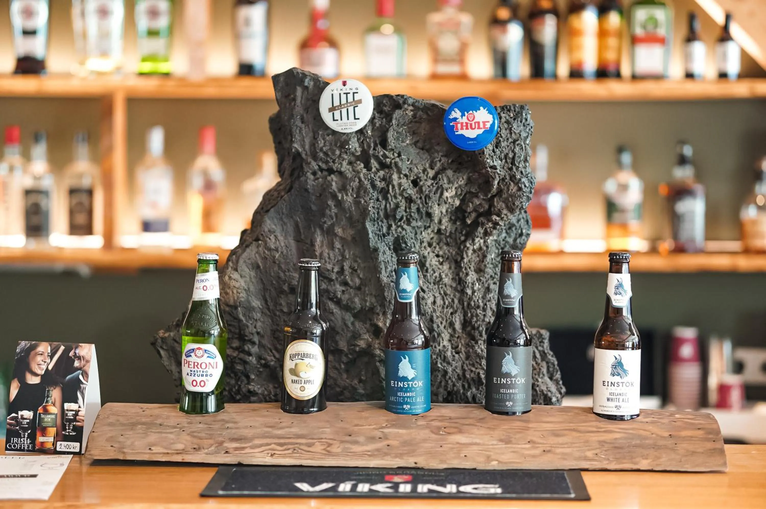 Lounge or bar in Hotel Katla by Keahotels