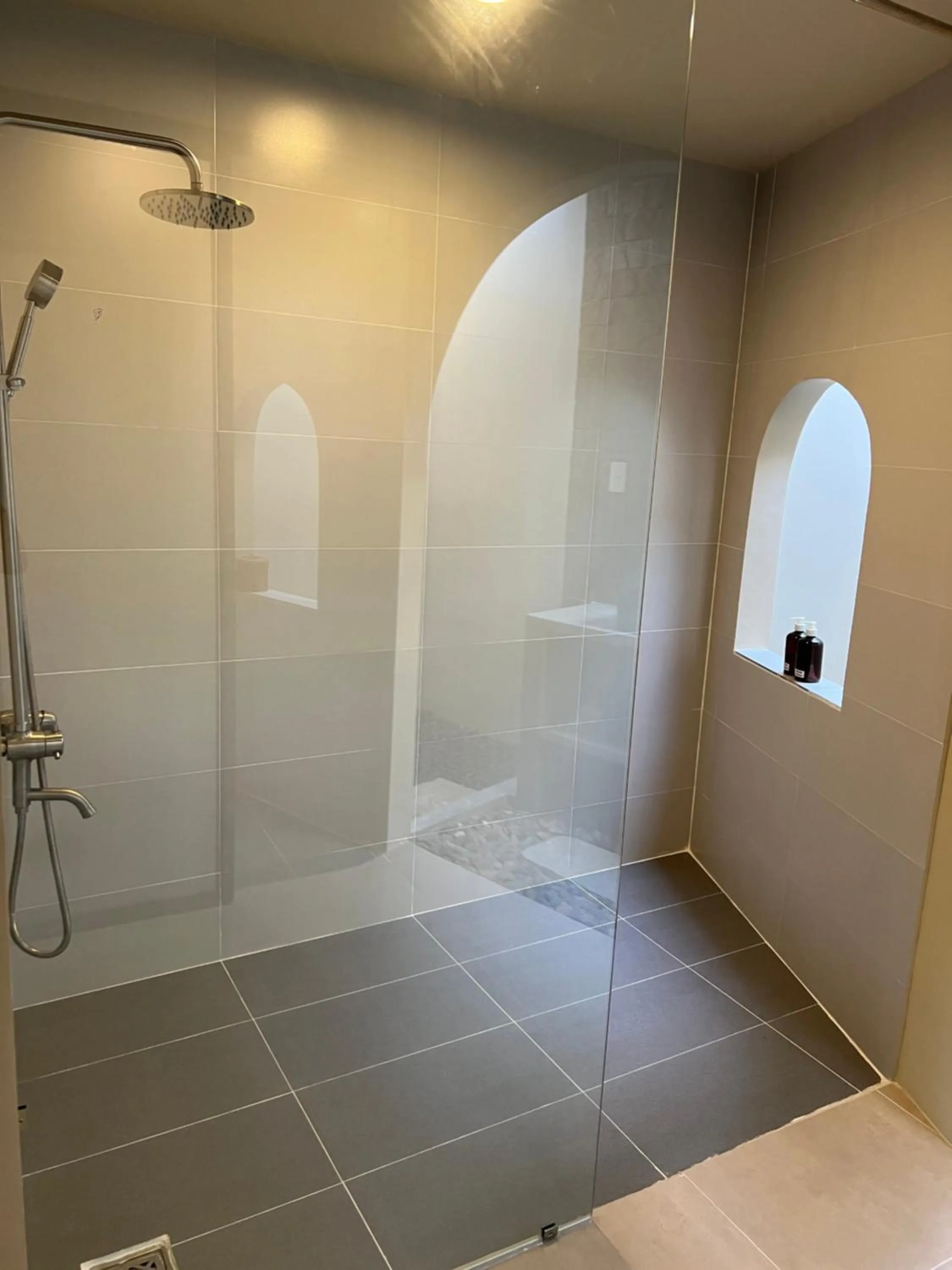 Shower in escVACA - Your Stay in Mui Ne