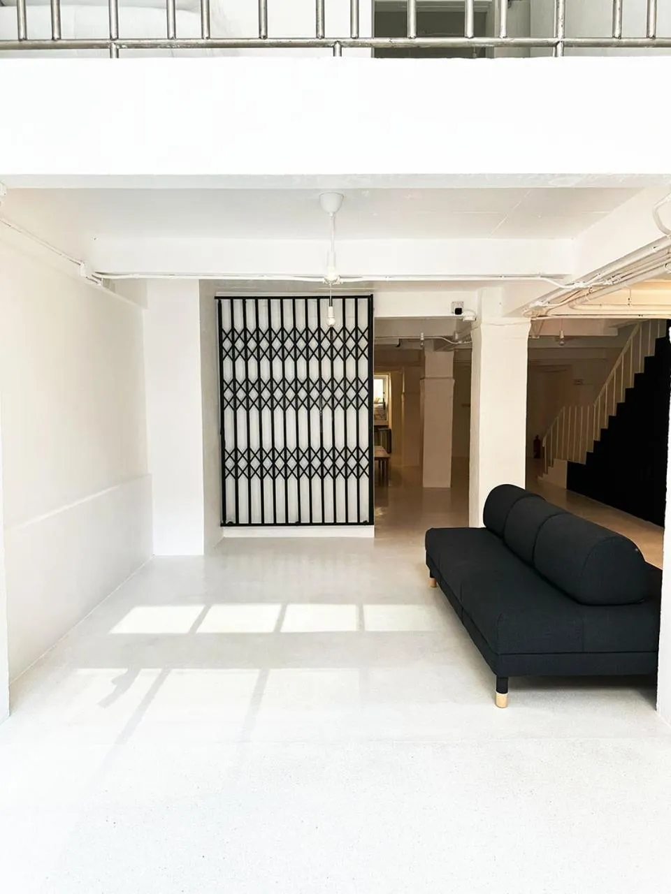 Communal lounge/ TV room in River Home Bangkok