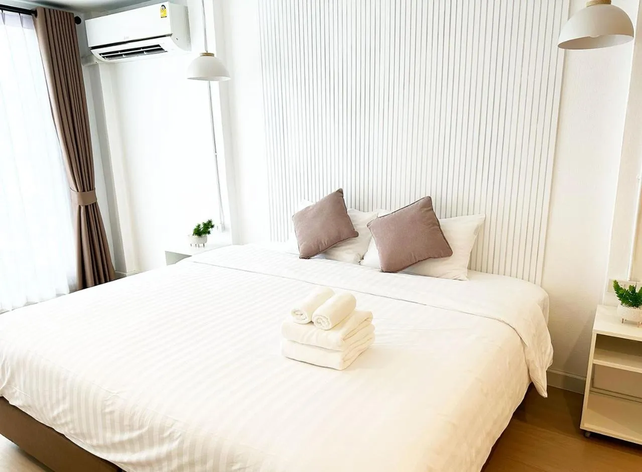 Bed in River Home Bangkok