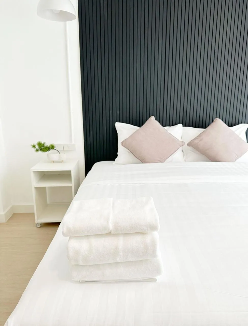 Bed in River Home Bangkok