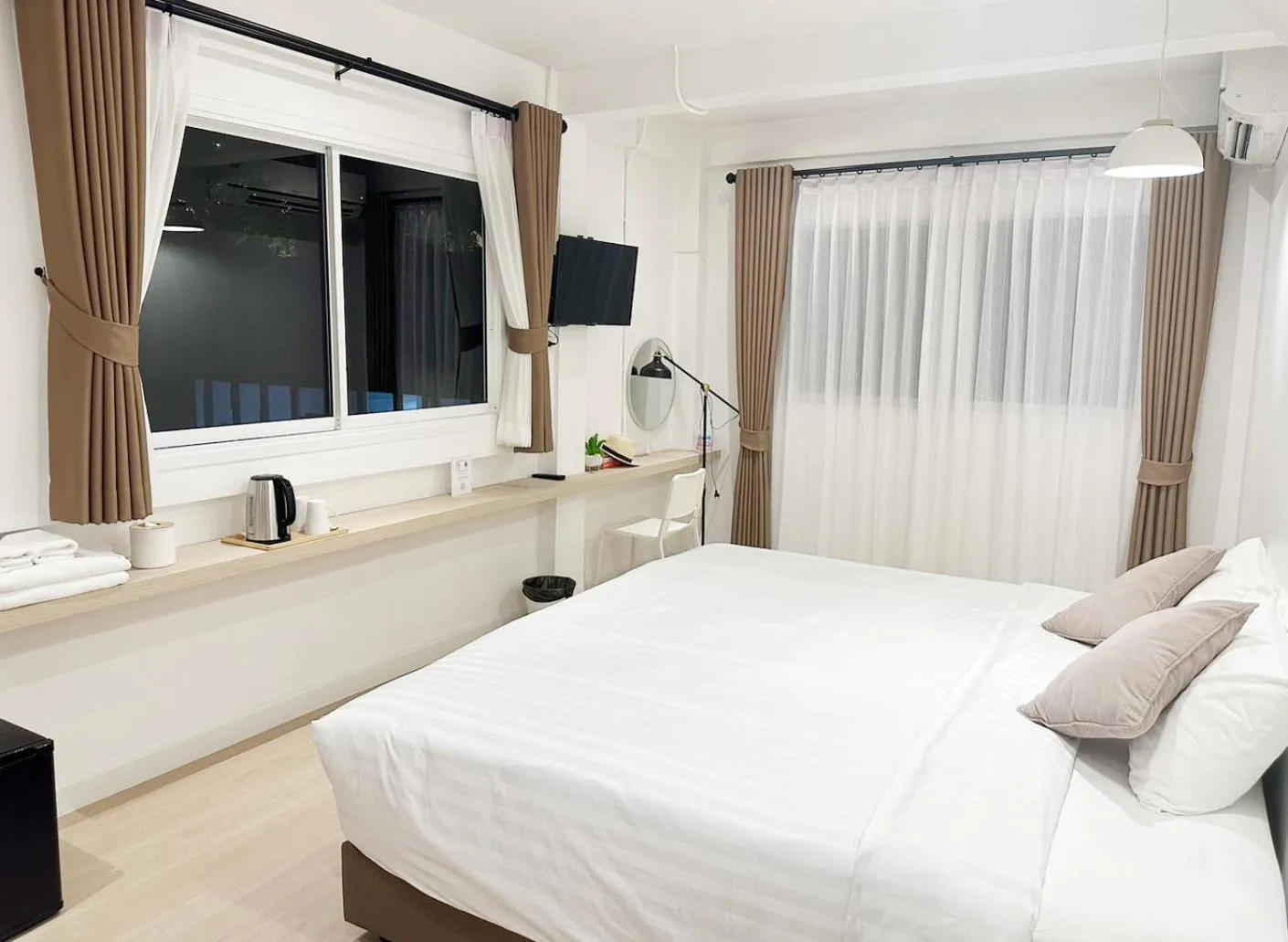 Bed in River Home Bangkok