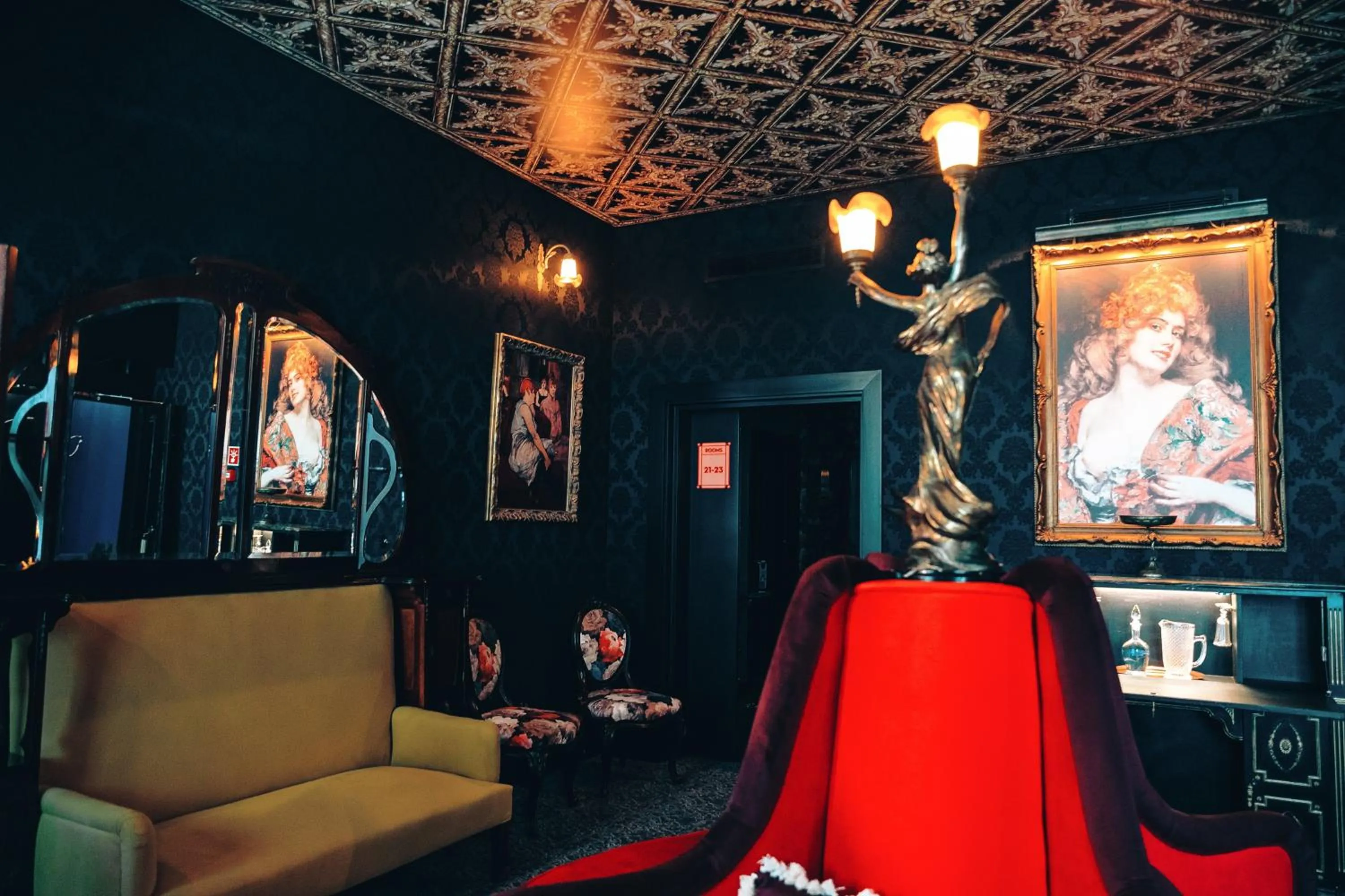 Lobby or reception in Pensão Amor Madam's Lodge