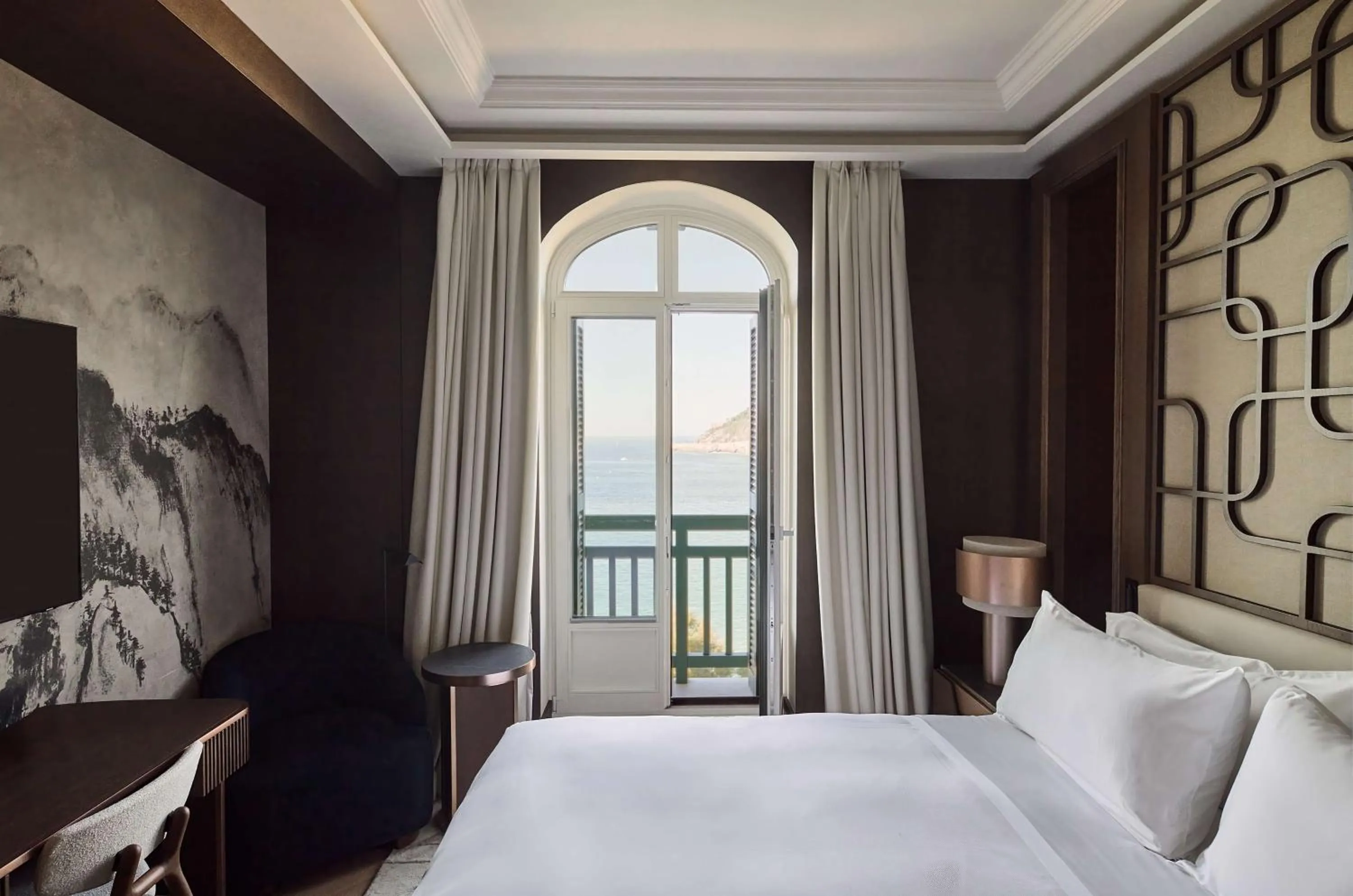 Bedroom, Bed in Nobu Hotel San Sebastián