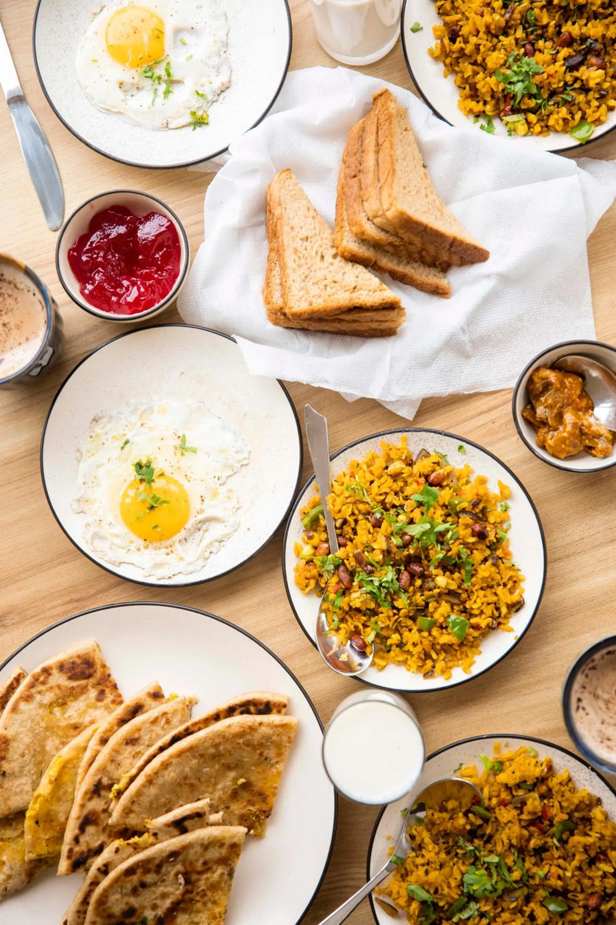 Food and drinks in The Kamru Riverside Camps and Resorts