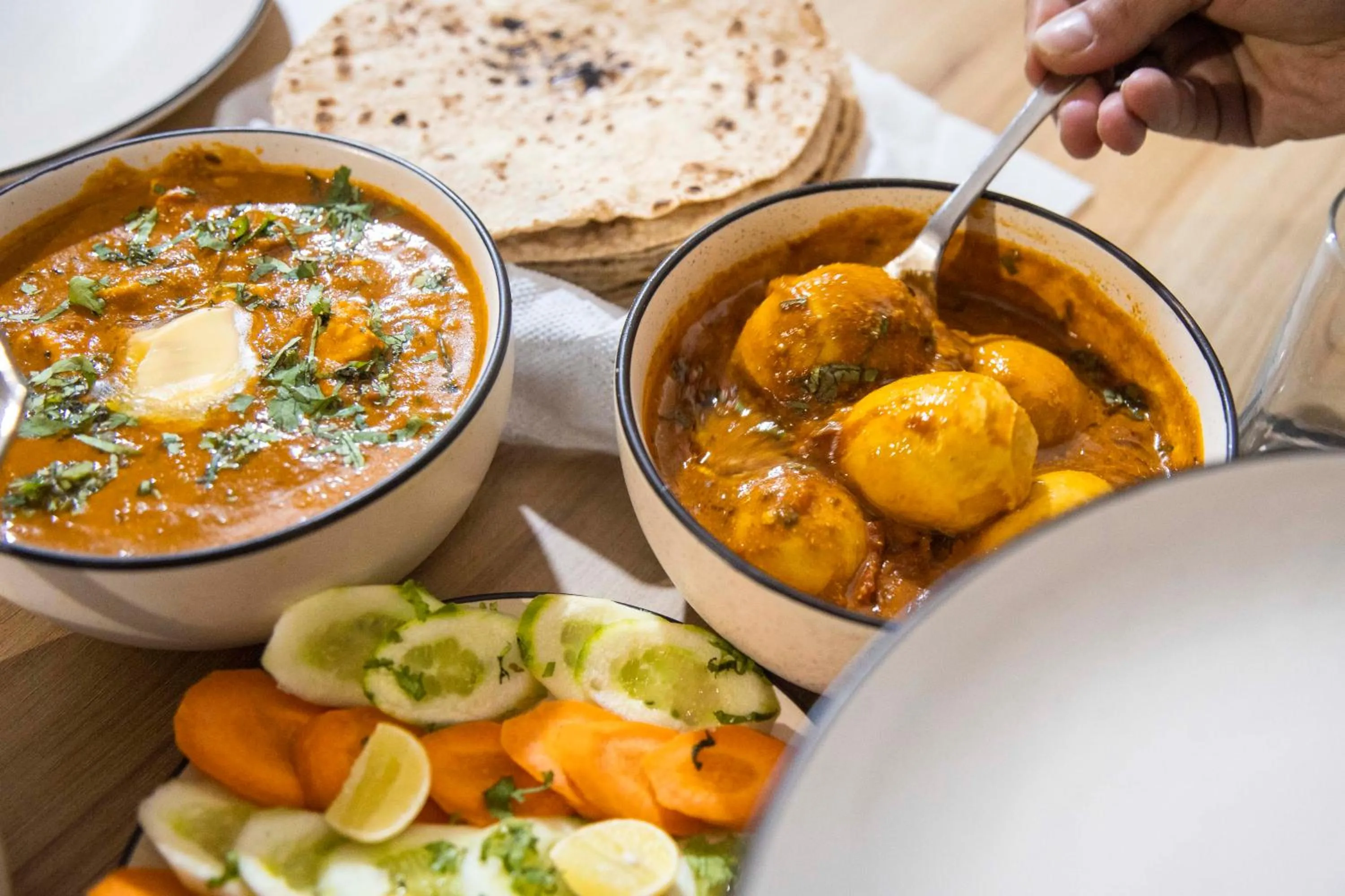 Food and drinks in The Kamru Riverside Camps and Resorts