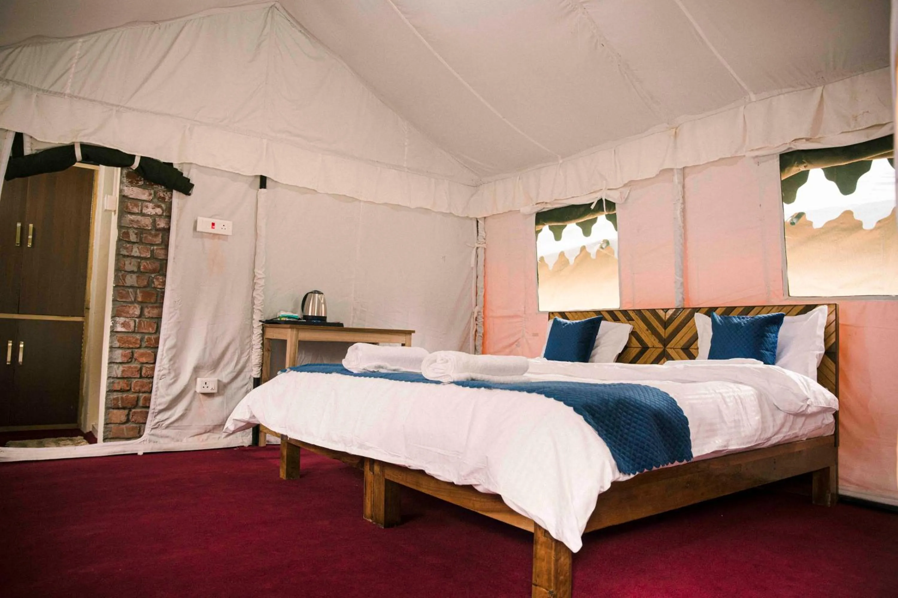 Bedroom, Bed in The Kamru Riverside Camps and Resorts